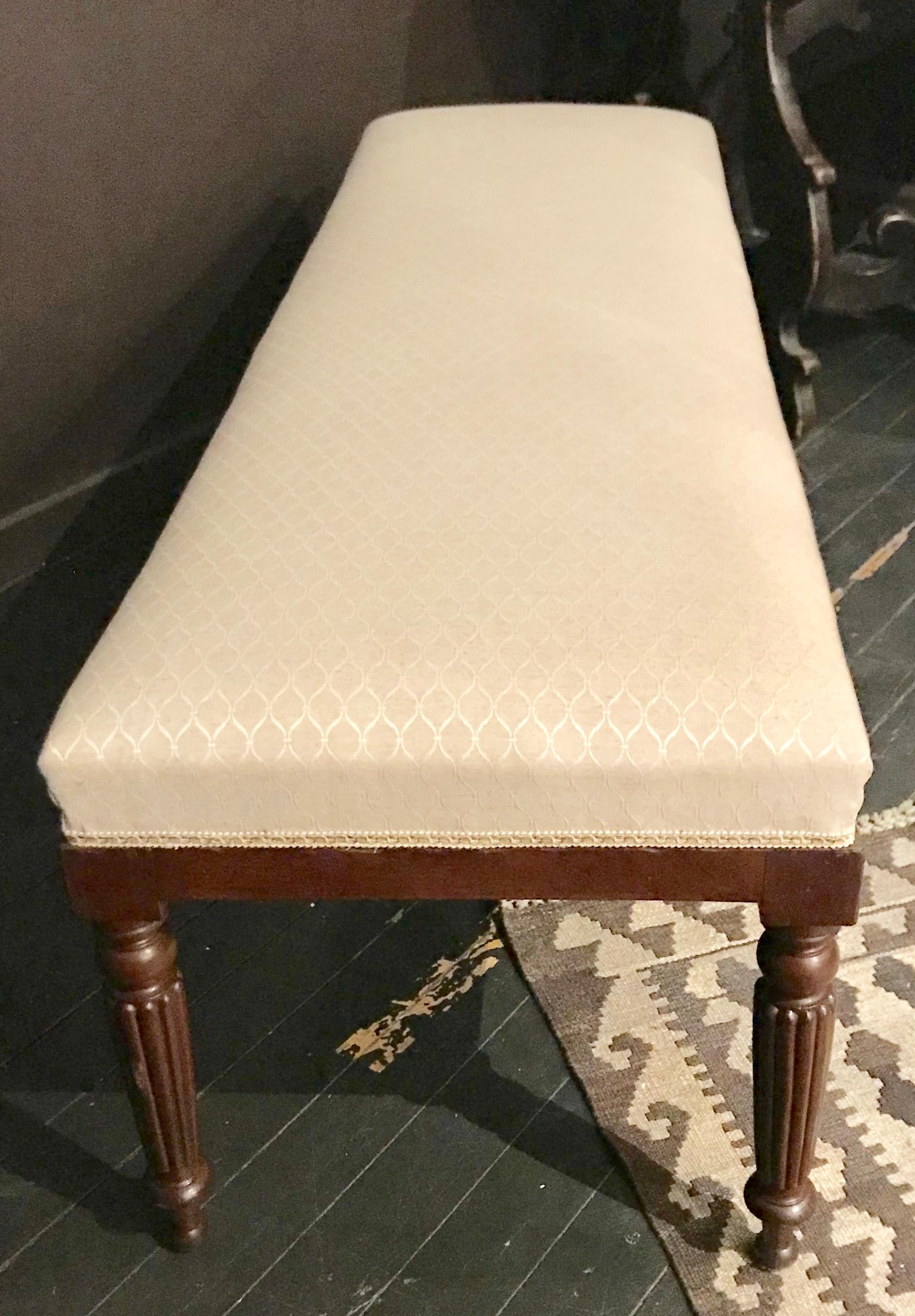 Upholstered Long Bench, Italy, 19th Century im Zustand „Gut“ in New York, NY