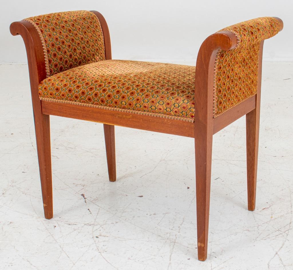 bench with arms