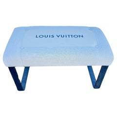 Banc en métal tapissé avec tissu Louis Vuitton, moderne du milieu du siècle dernier