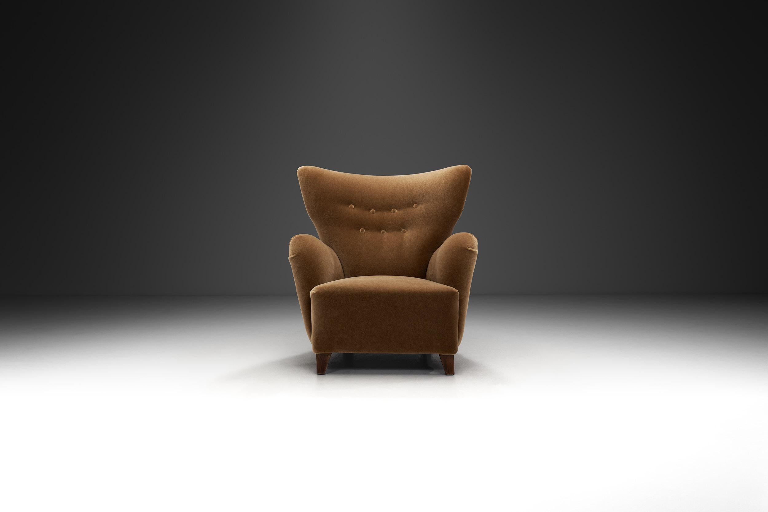Fabric Upholstered Mid-Century Modern Armchair, Europe 20th Century