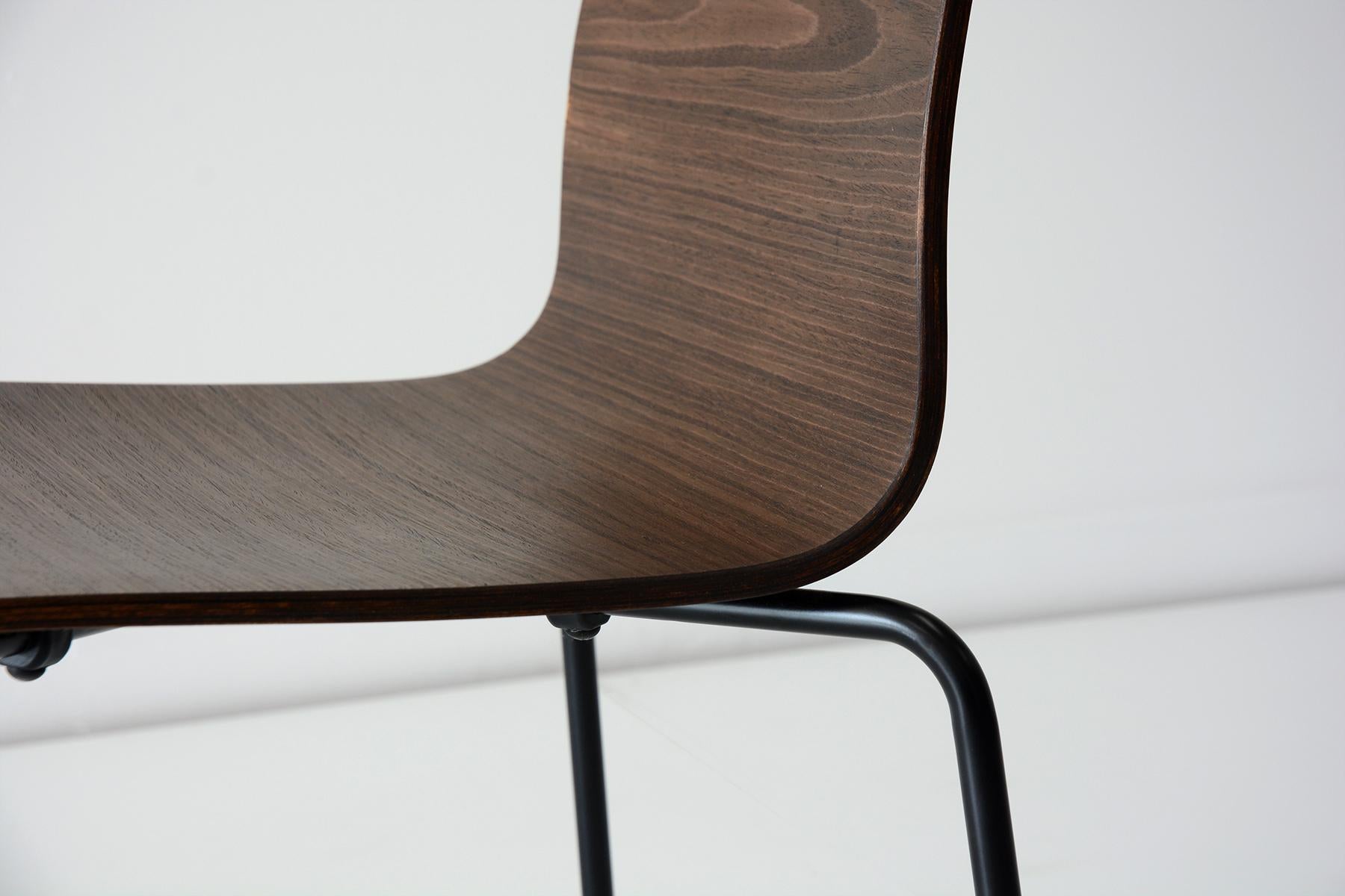 Upholstered Oak Wallace Chair by Hollis & Morris In New Condition For Sale In Geneve, CH