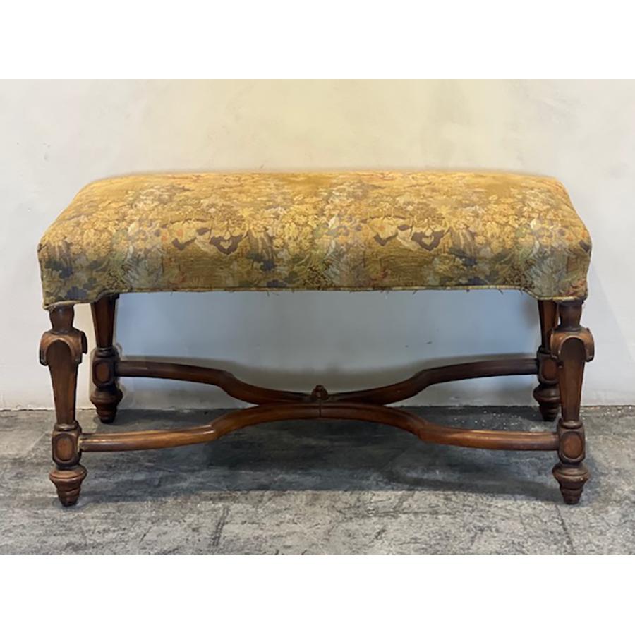 Upholstered ottoman in original fabric 

Item #: FR-0692

Material: Upholstered
Dimensions: 37“W x 17“D x 20”H.
 