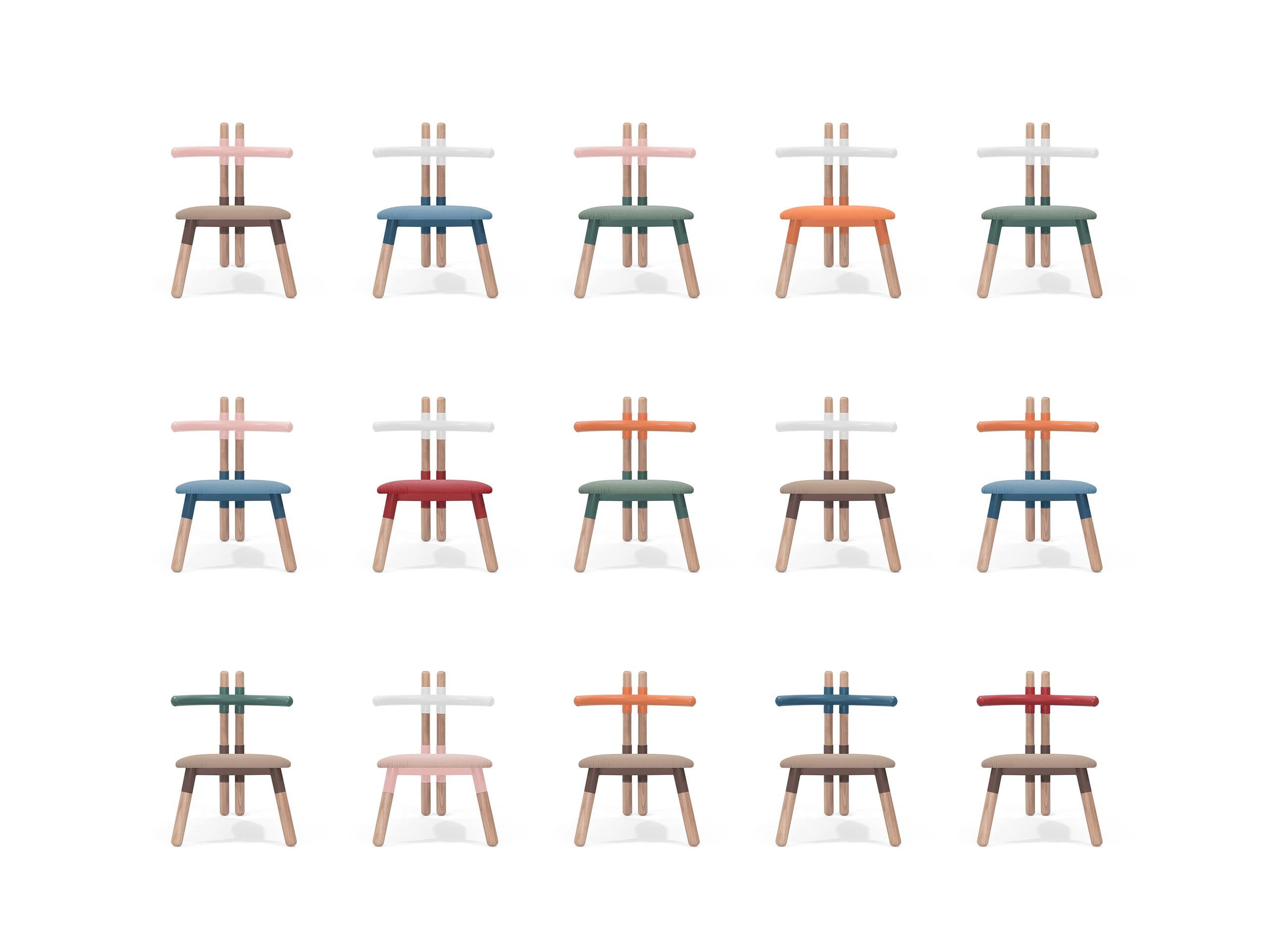 Gepolsterter PK13-Sessel, zweifarbige Stahlstruktur und Holzbeine von Paulo Kobylka im Angebot 13