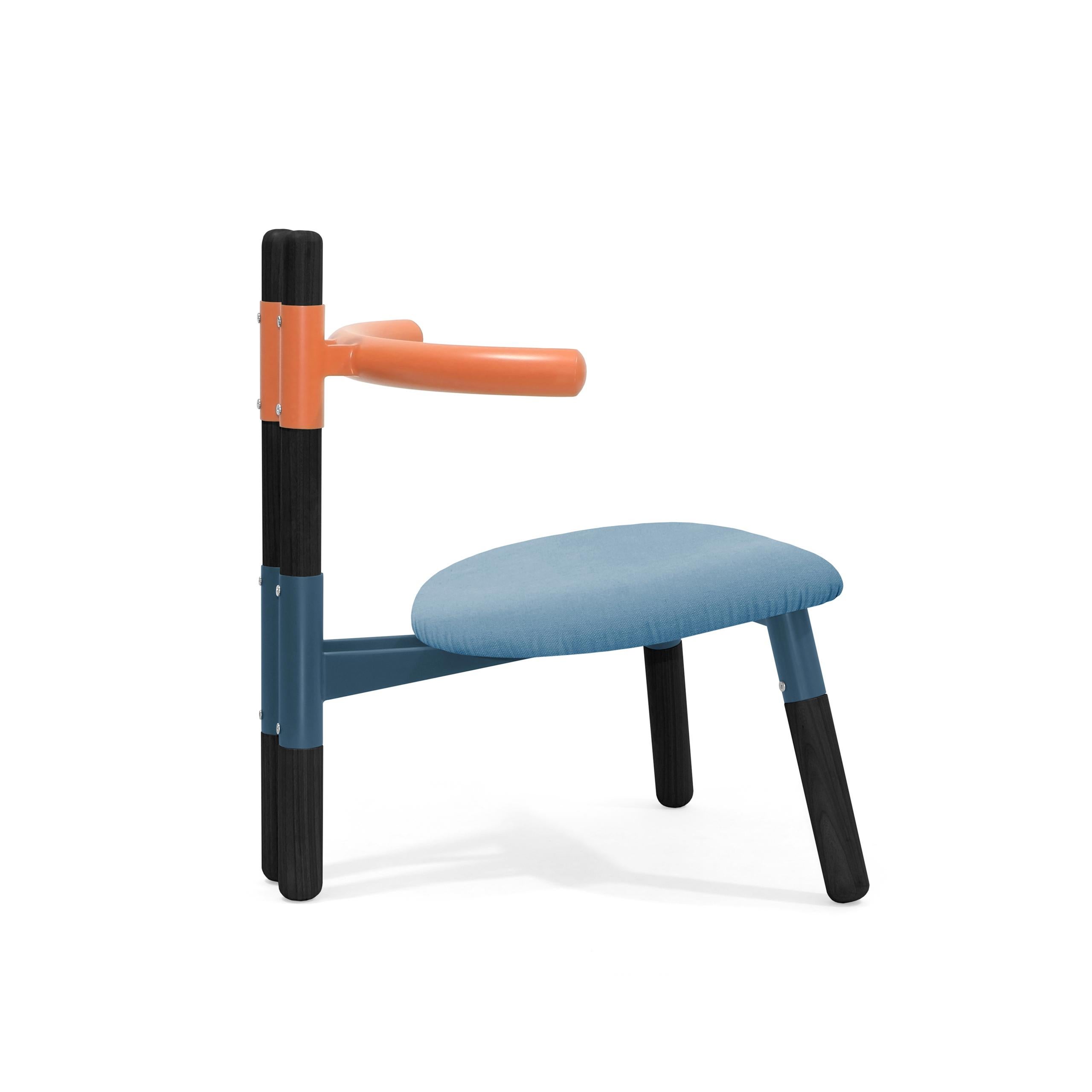 Brazilian Upholstered PK13 Armchair, Bicolor Structure & Ebonized Legs by Paulo Kobylka For Sale