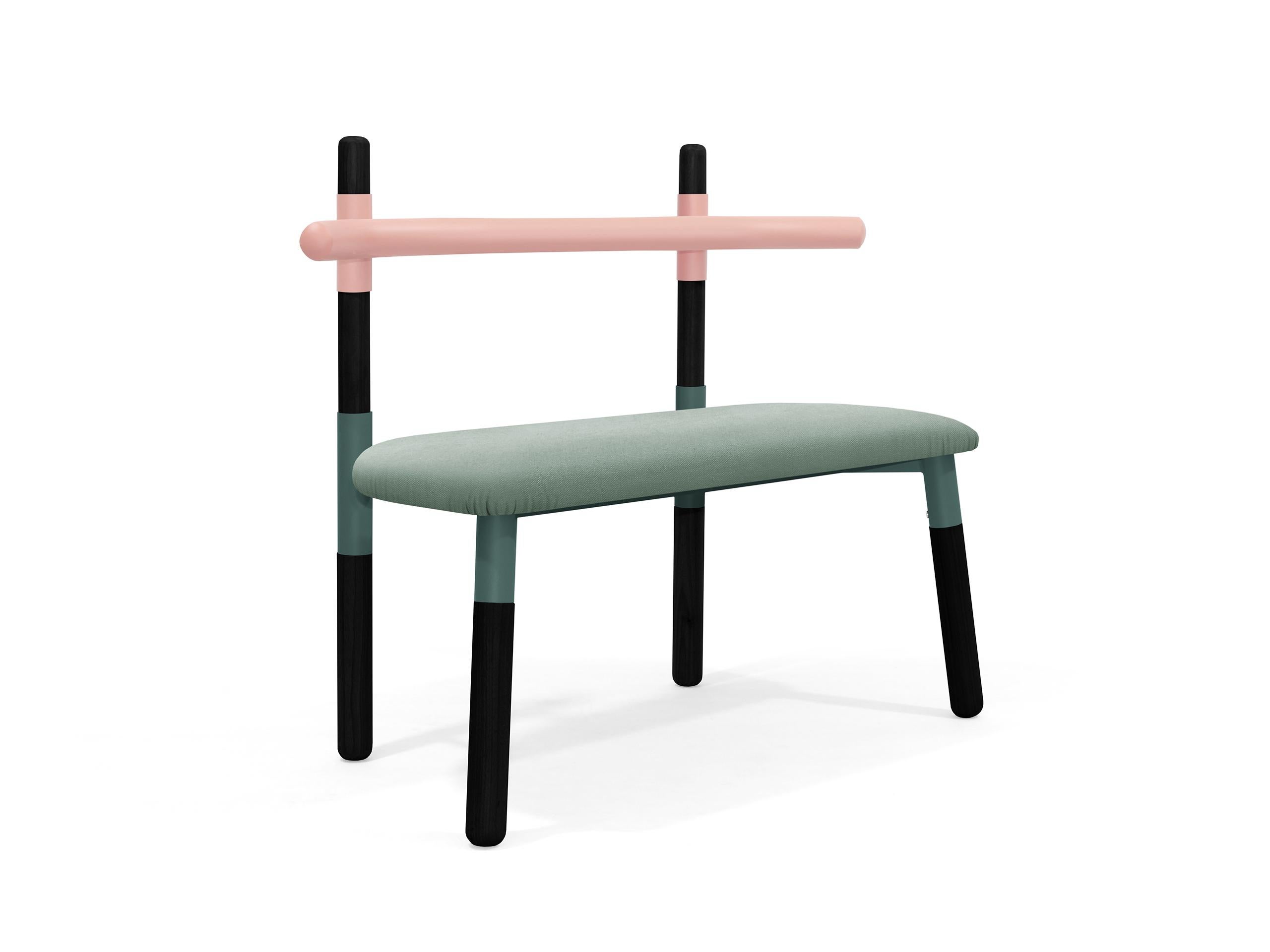 Brazilian Upholstered PK14 Double Chair, Bicolor Structure, Ebonized Legs by Paulo Kobylka For Sale