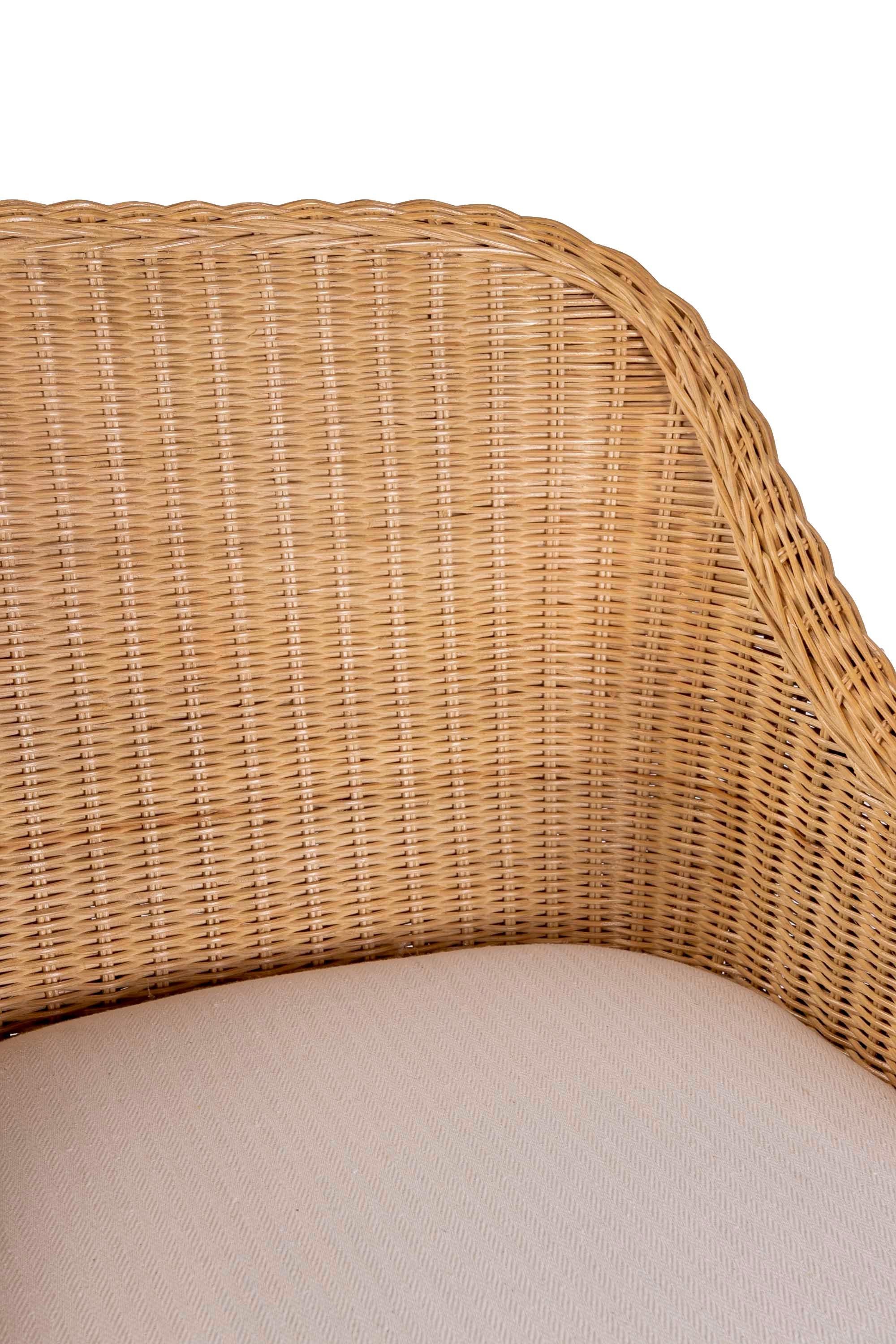 Upholstered Rattan and Wicker Bar stool with Sideways Movement 15