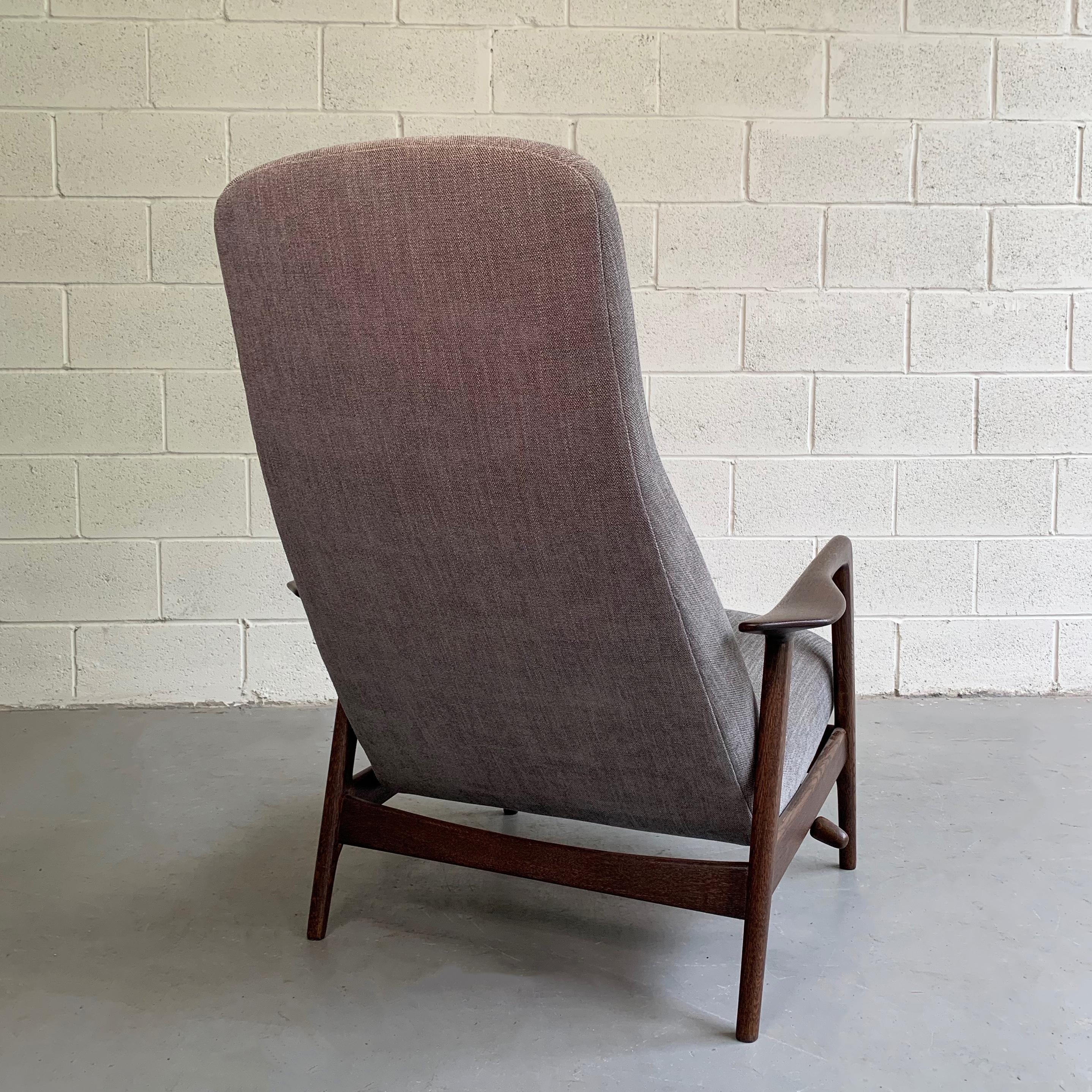 Fabric Upholstered Reclining Oak Lounge Chair by Yngve Ekström for Pastoe
