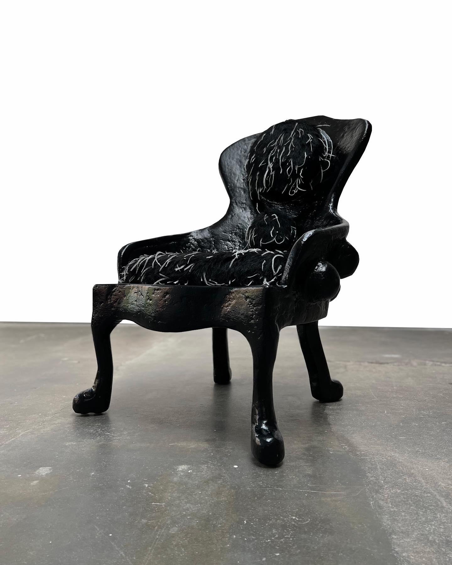 Upholstered Shell Lounge Chair - Low Arms, by Brent Warr Studios en Nuevo estado para la venta en Bainbridge, GA