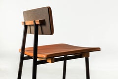 Up Tea Stool in leather, American hardwood and steel