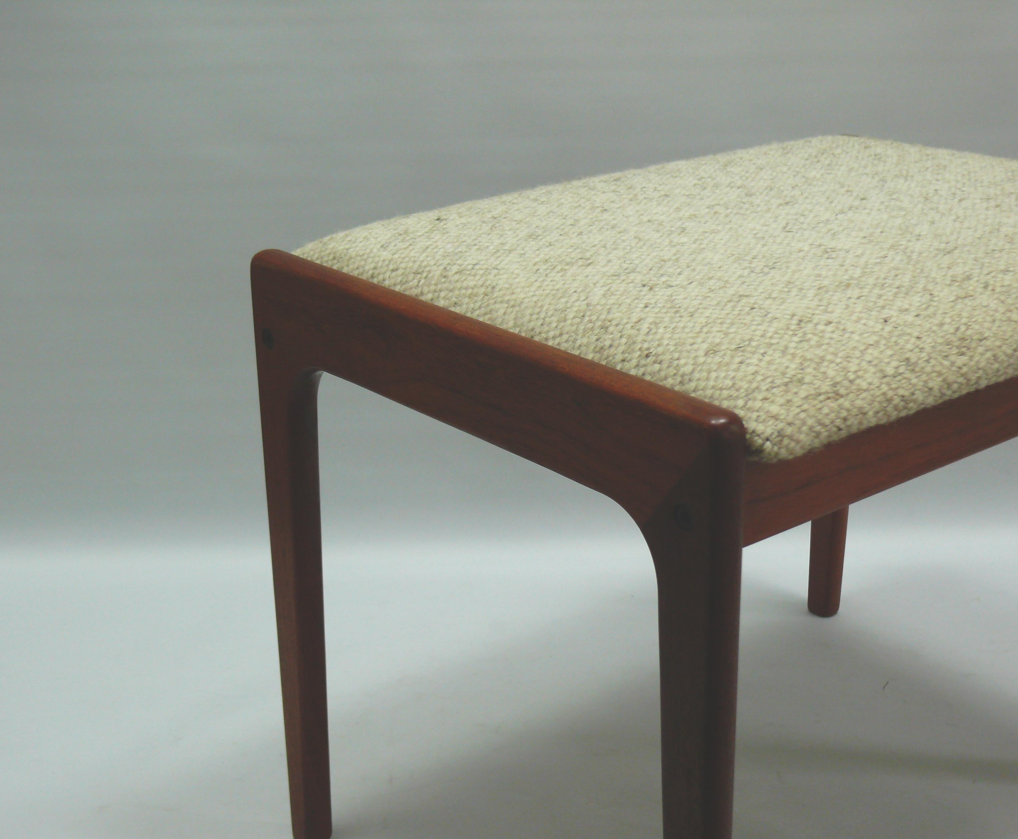 Upholstered teak ottoman/stool - KS Møbler, Denmark en Bueno estado para la venta en Schwerin, MV