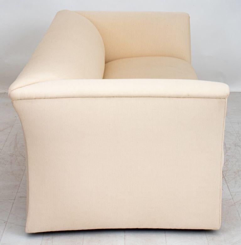 Gepolstertes Zweisitzer-Sofa, 20. Jahrhundert 2