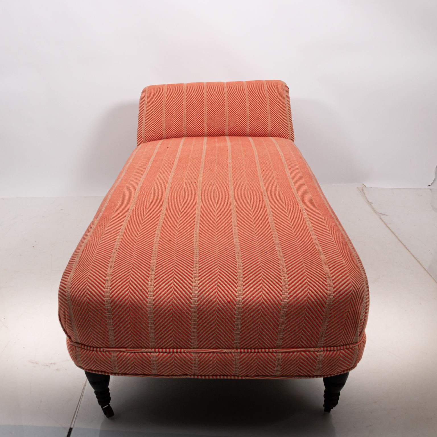 upholstered chaise lounge