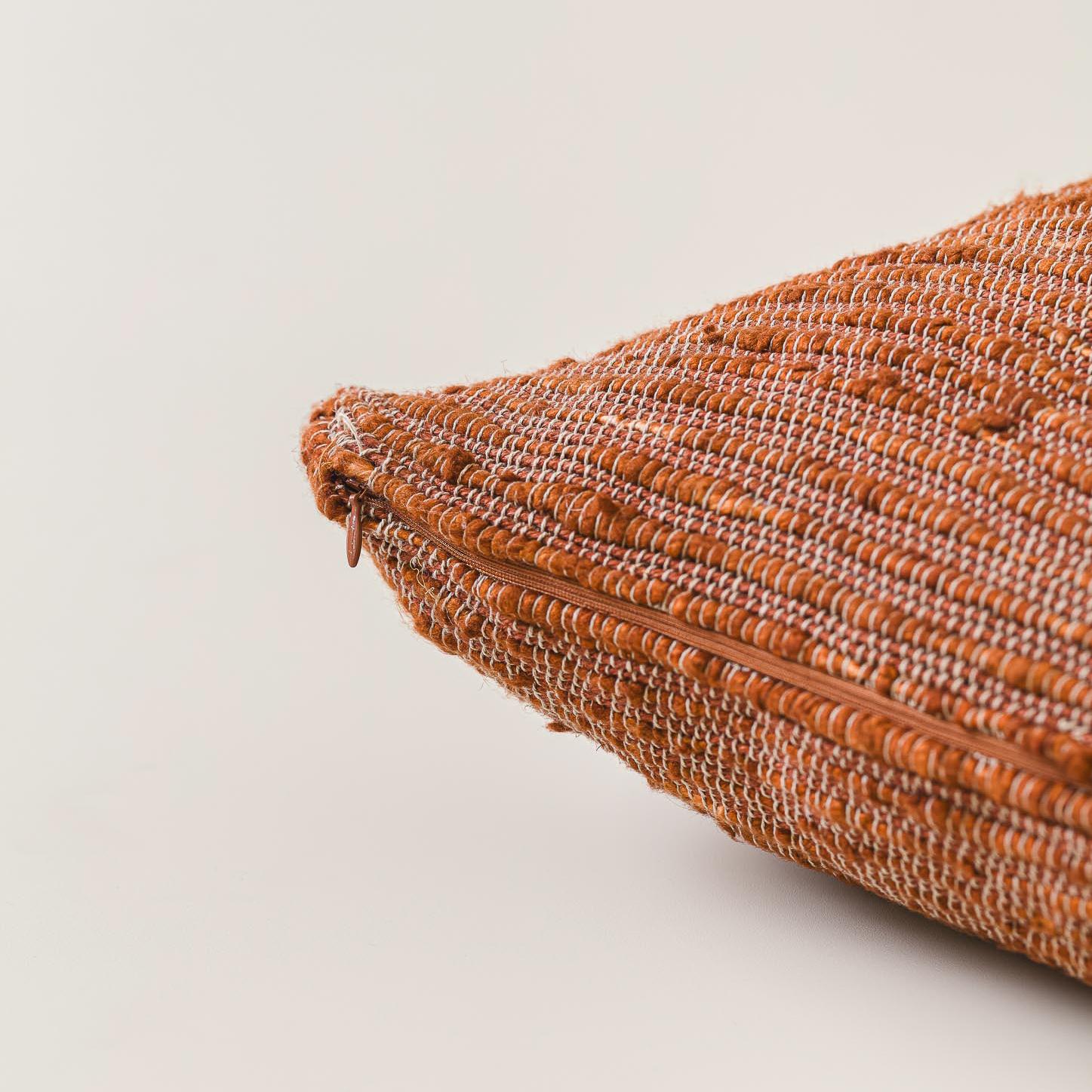 Mid-Century Modern Coussin d'ameublement Castanha par Bossa Home Collection, 2023 en vente