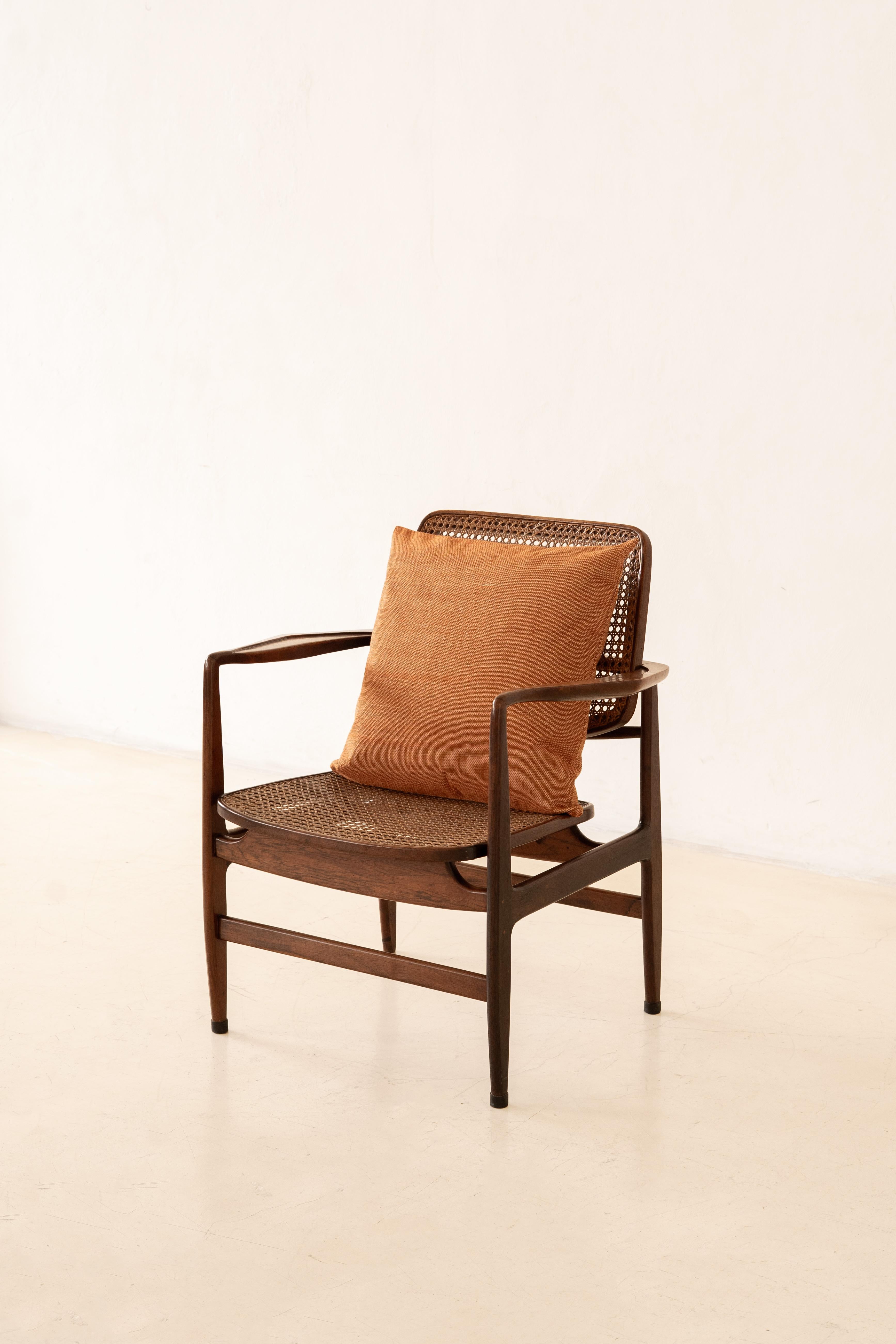 Brésilien Coussin d'ameublement Castanho par Bossa Home Collection, 2025 en vente