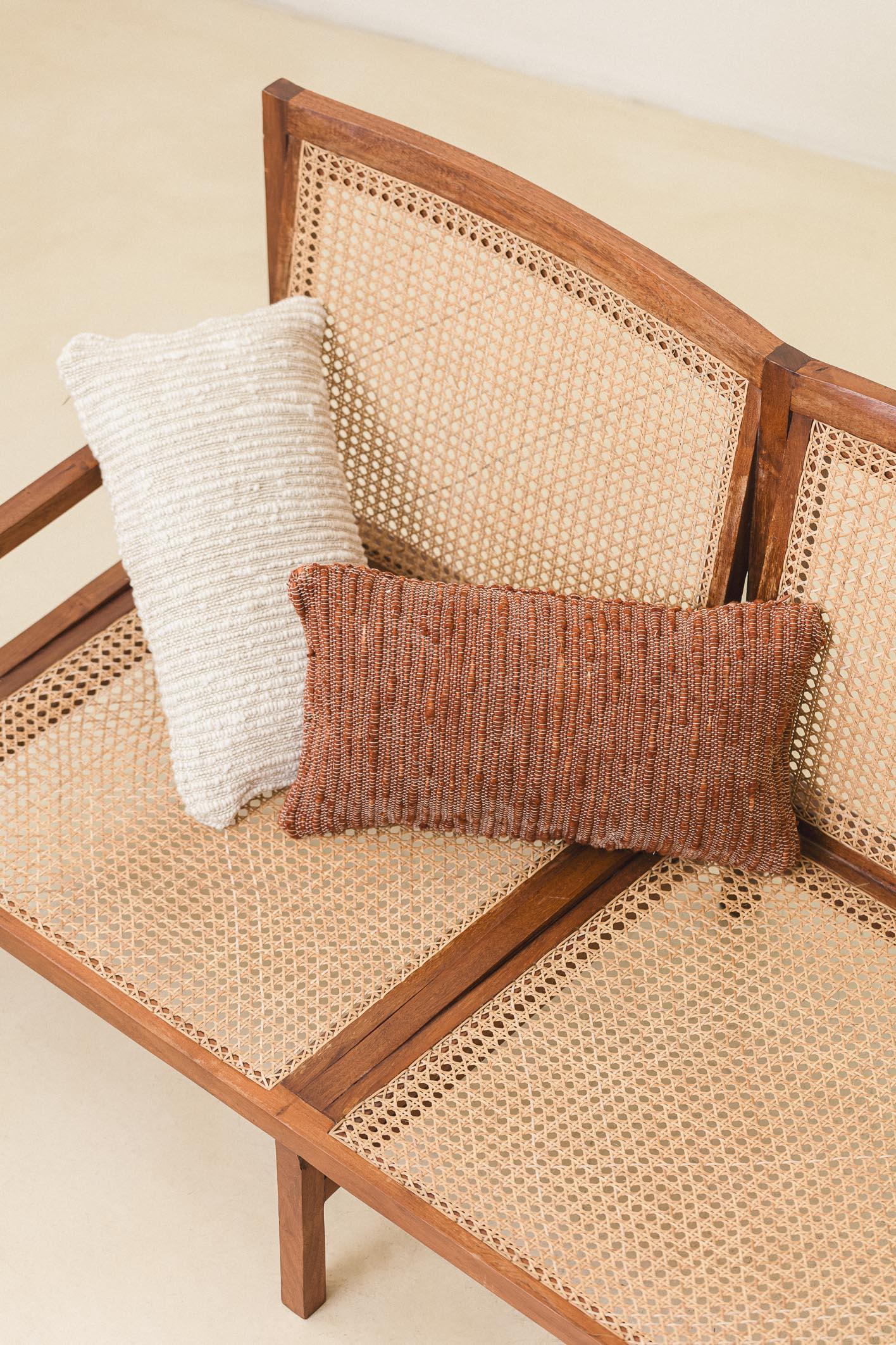 Coussin d'ameublement Cupuaçu par Bossa Home Collection, 2023 en vente 1