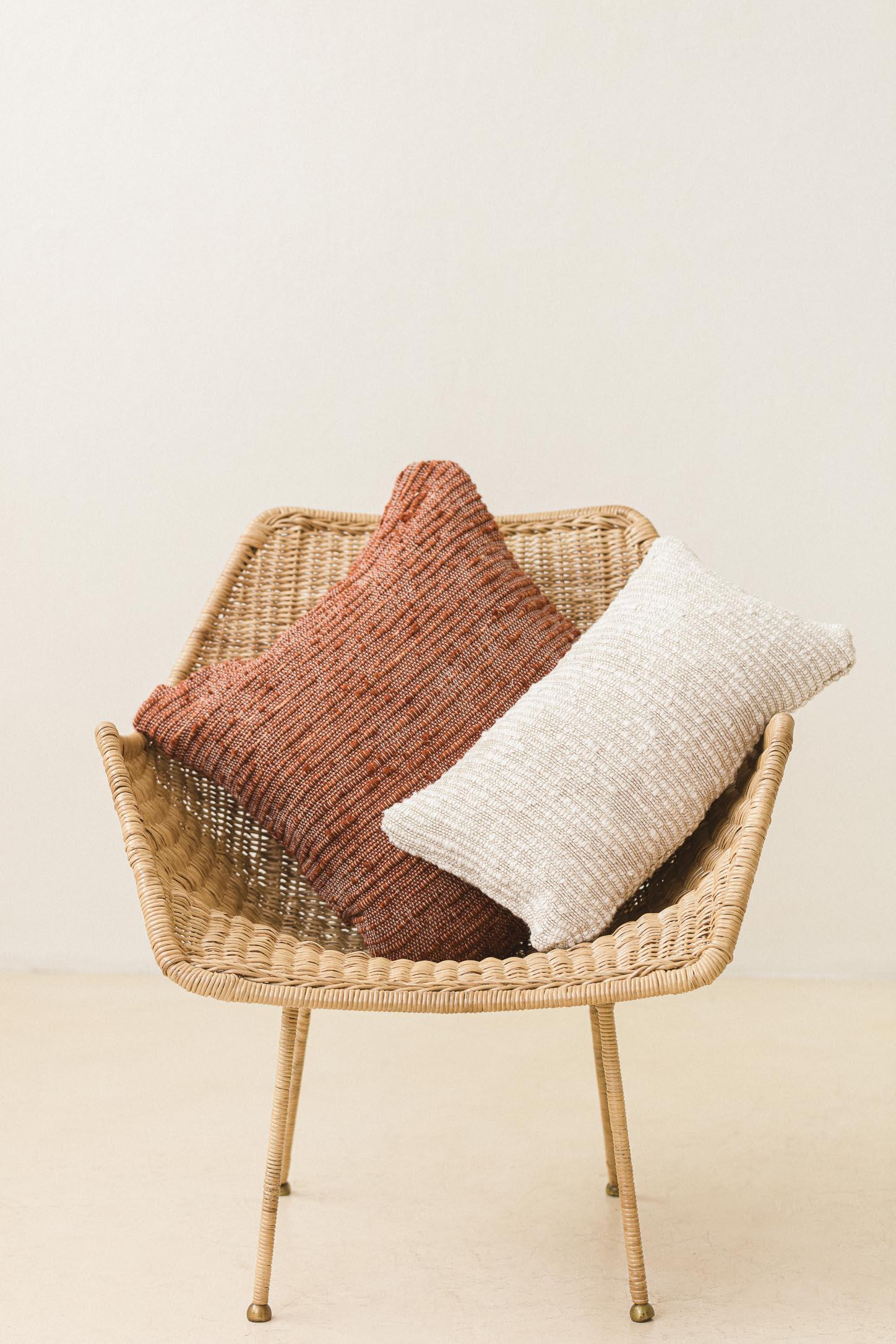 Coussin d'ameublement Cupuaçu par Bossa Home Collection, 2023 en vente 2