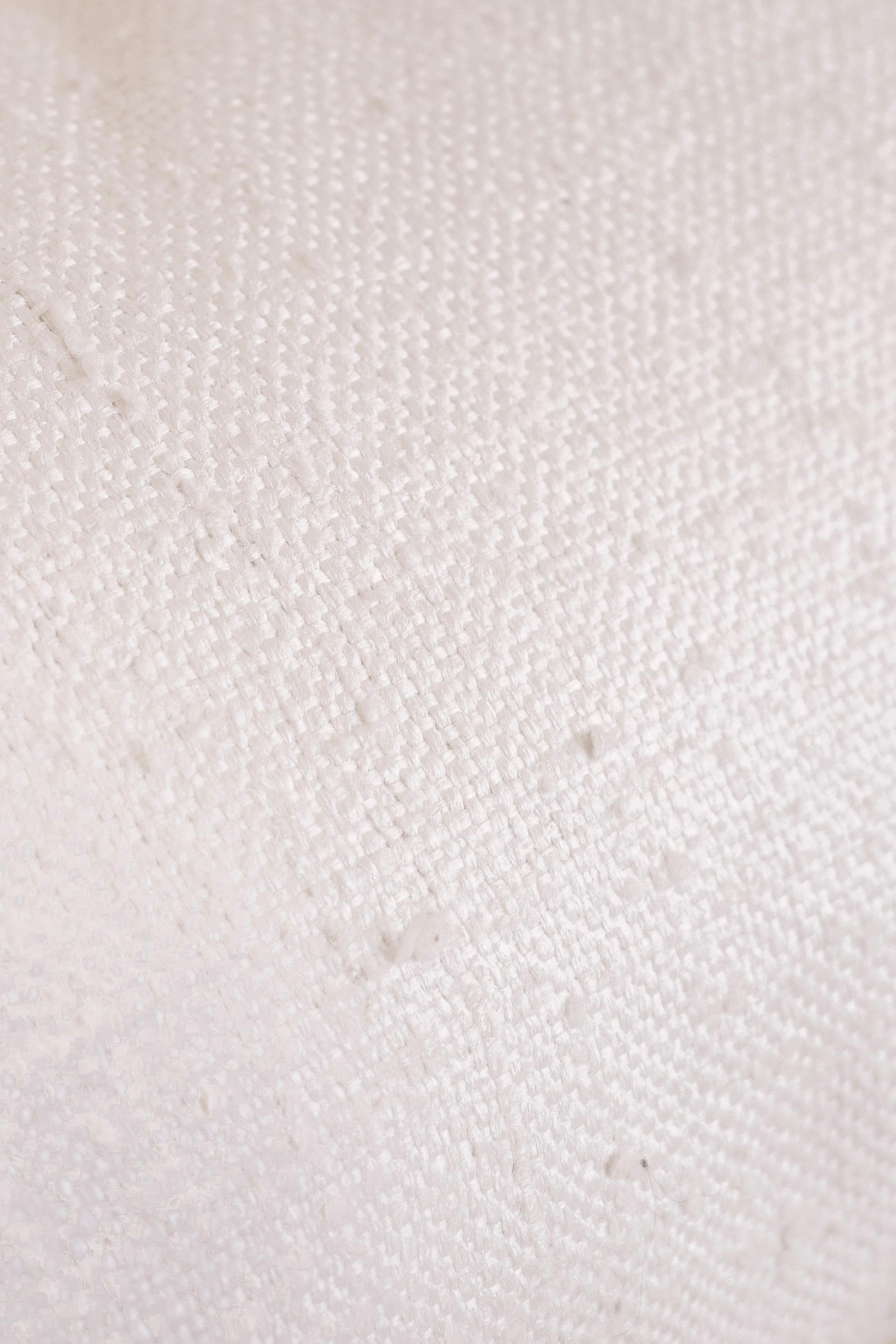 Mid-Century moderno Cuscino imbottito Off White di Bossa Home Collection, 2025 in vendita