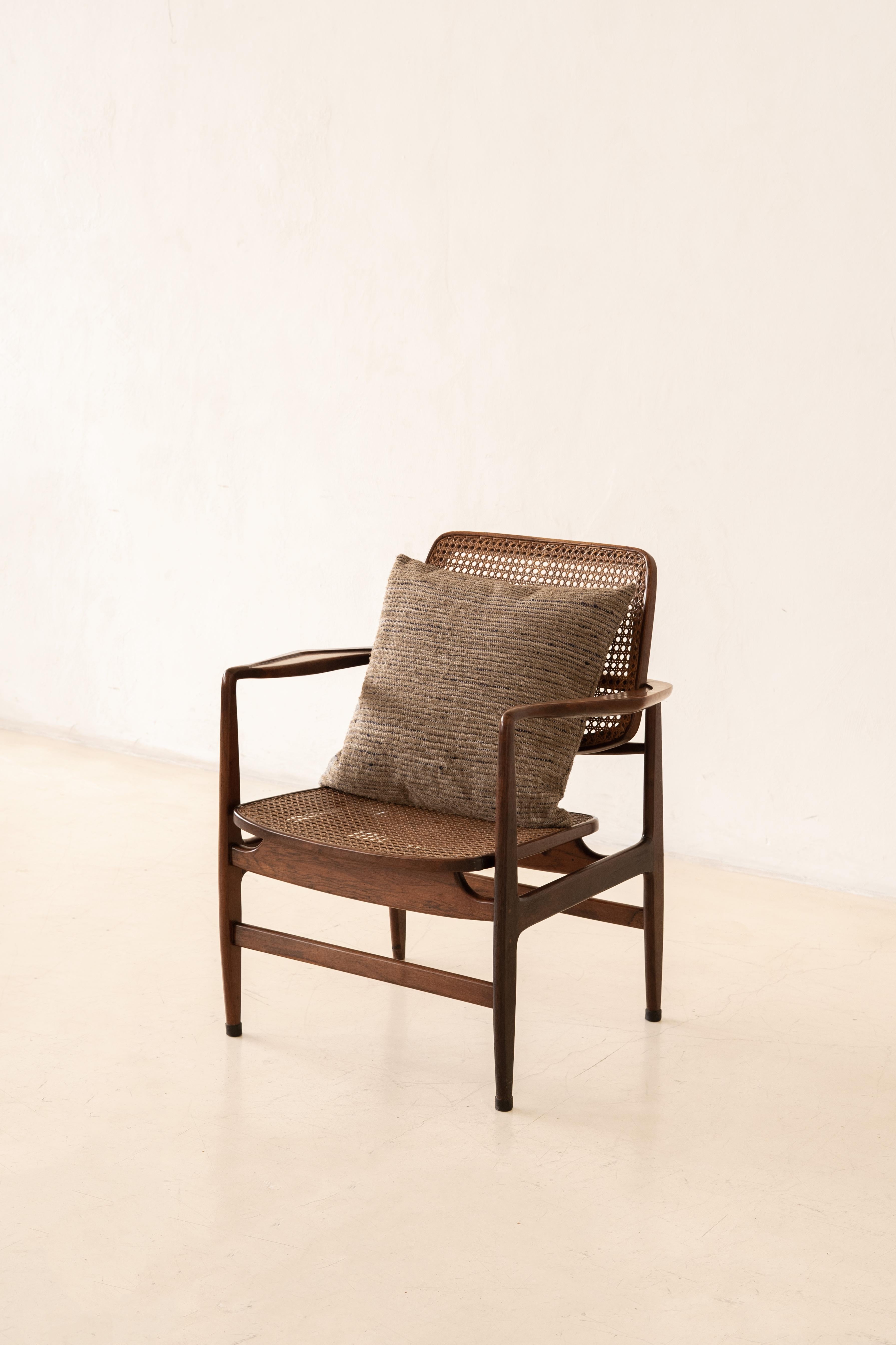 Brésilien Coussin d'ameublement Rustic x Indigo par Bossa Home Collection, 2025 en vente