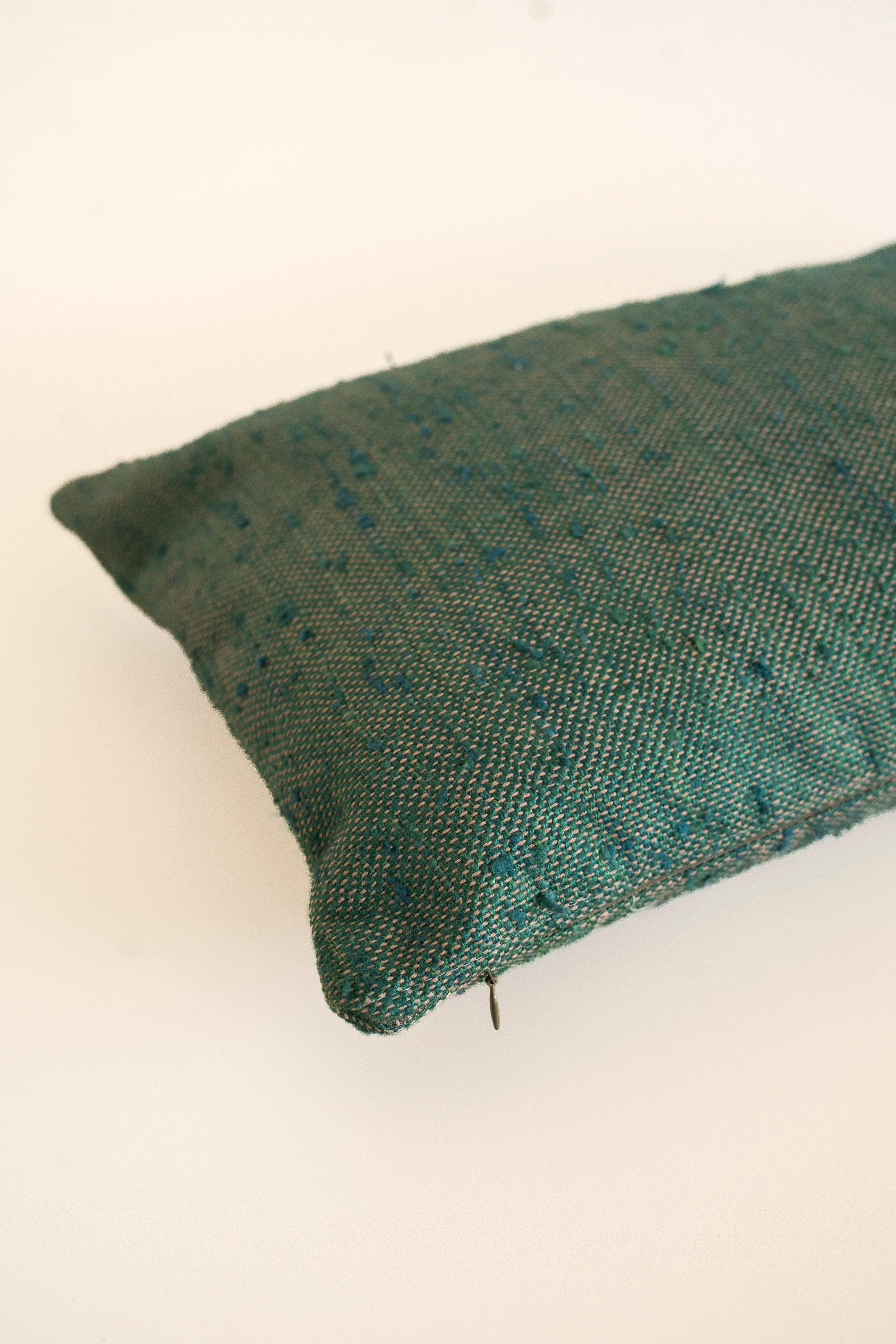 Mid-Century moderno Cuscino imbottito Verde di Bossa Home Collection, 2025 in vendita