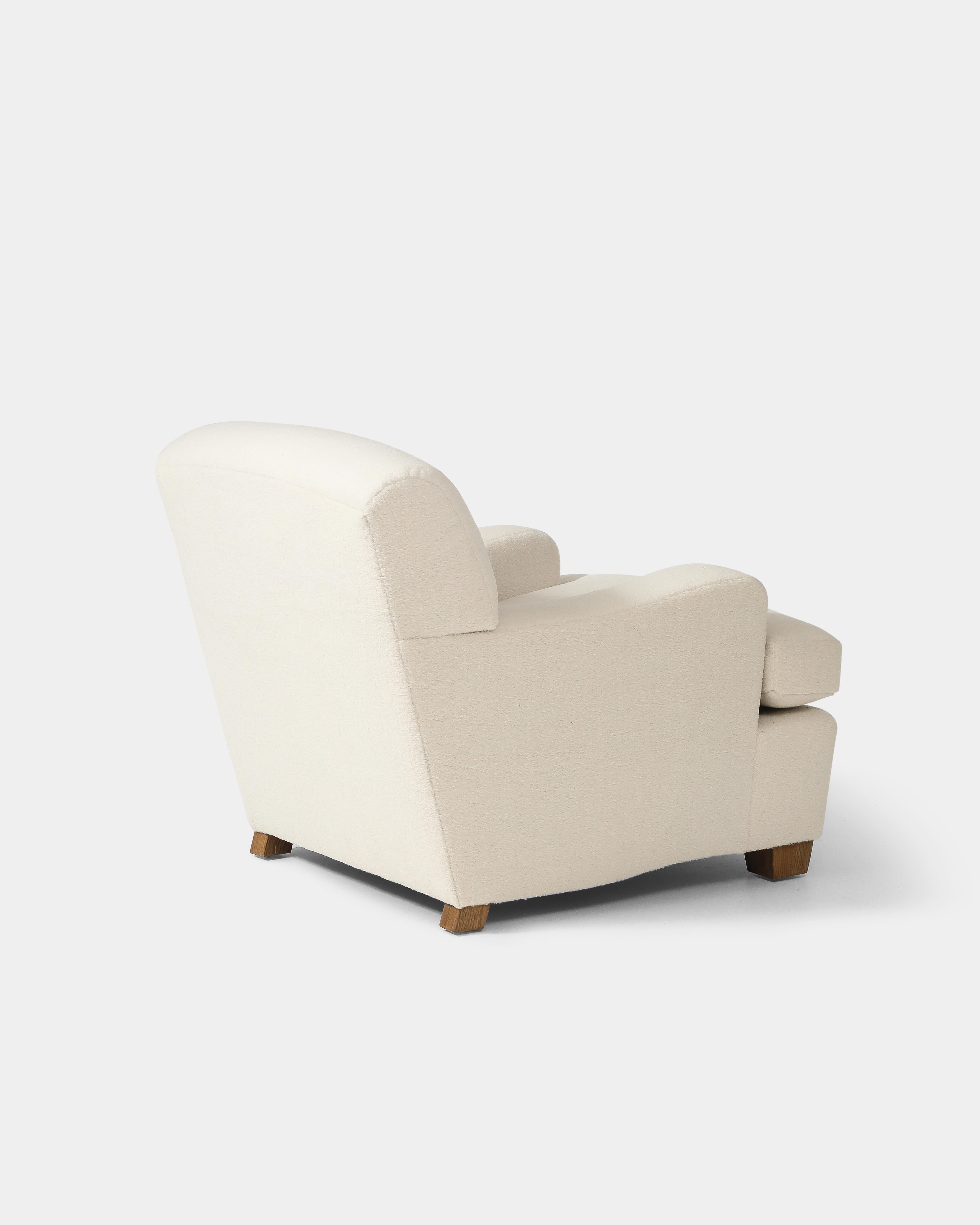 Upholstery, Solid Wood, and Oak 