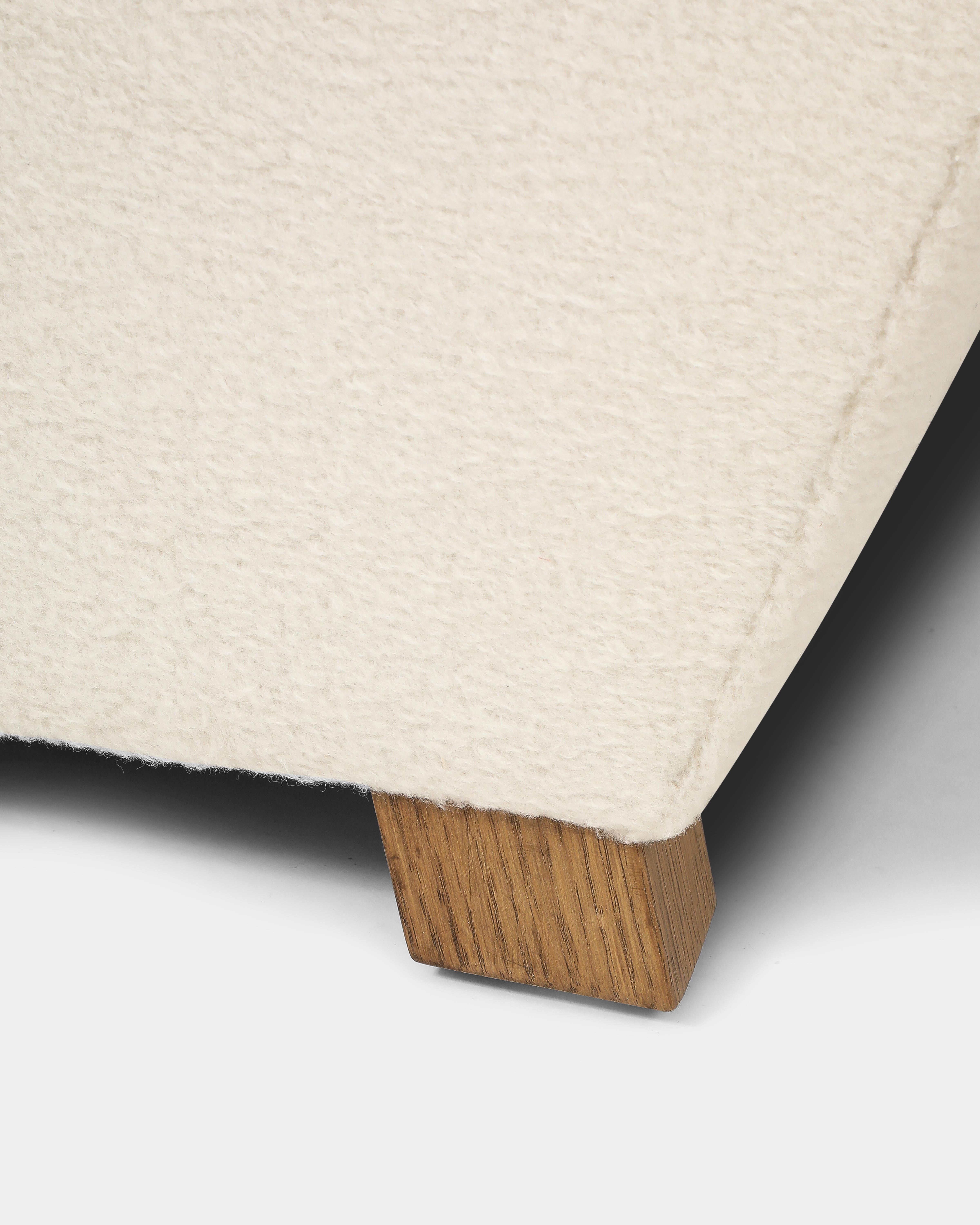 Upholstery, Solid Wood, and Oak 