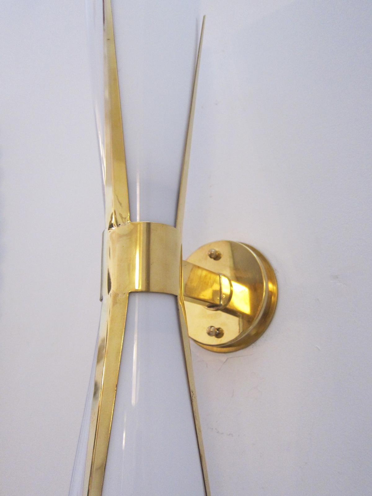 Uplight and Downlight Double Cone Wall Lights, Italy In Excellent Condition In Miami, FL