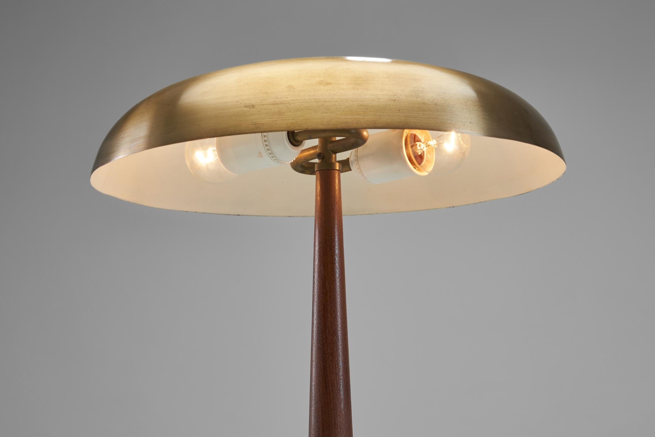Uppsala Armaturfabrik Modell „59402“ Tischlampe, Schweden 1950er Jahre im Angebot 5