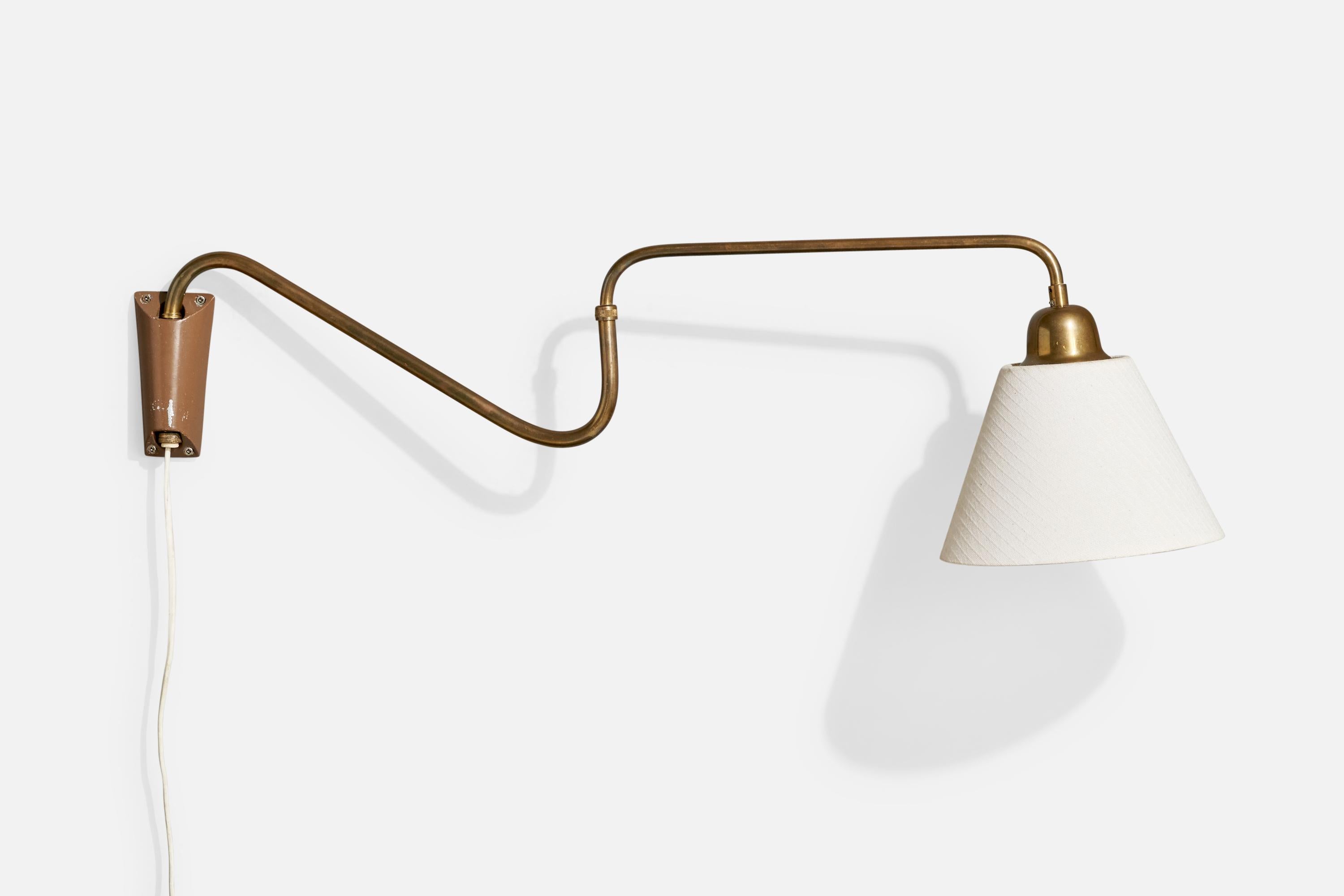 Mid-20th Century Uppsala Armaturfabrik, Wall Light, Brass, Metal, Fabric, Sweden, 1940s For Sale