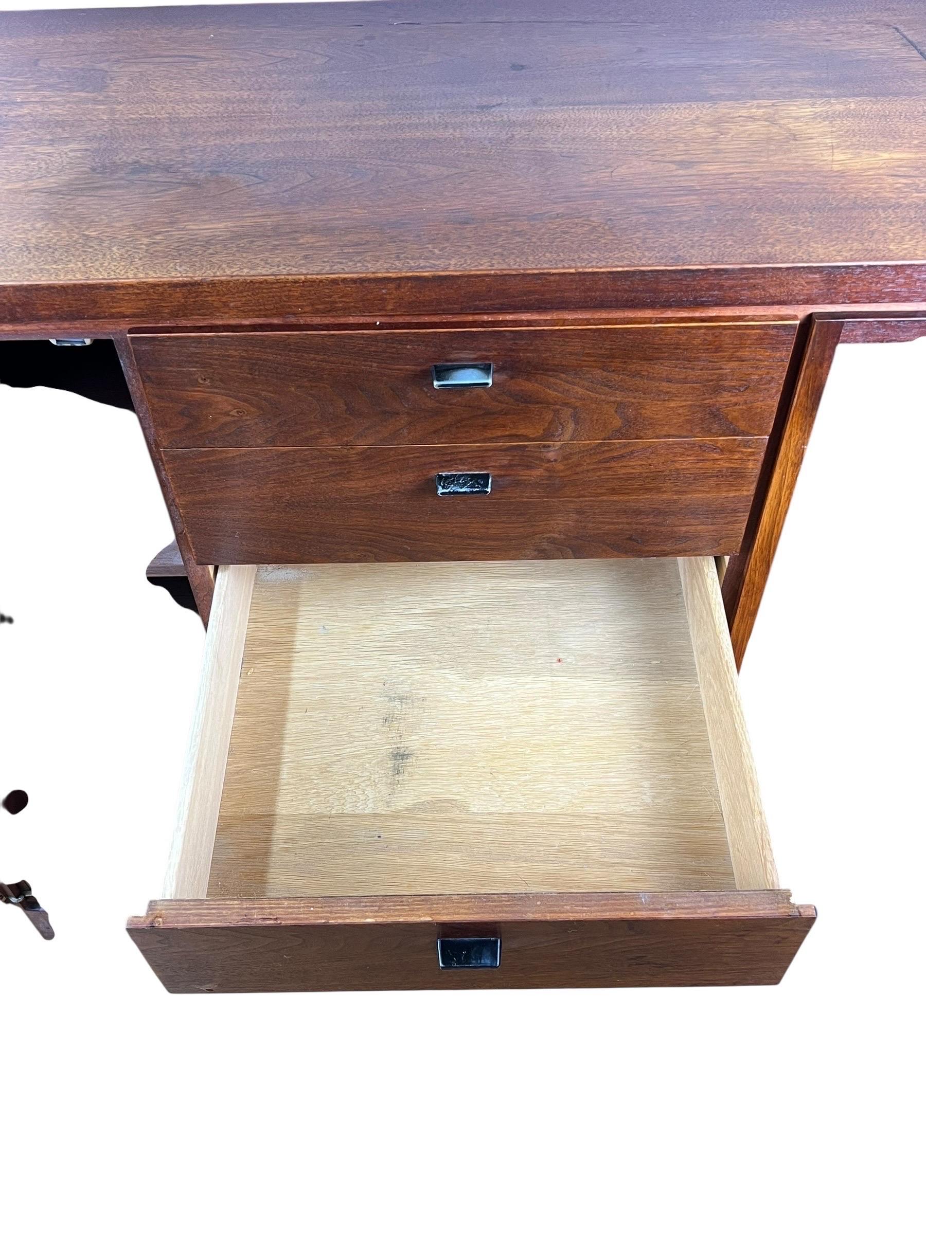 Upright Buffet / Credenza in the Style of Jack Cartwright For Sale 4
