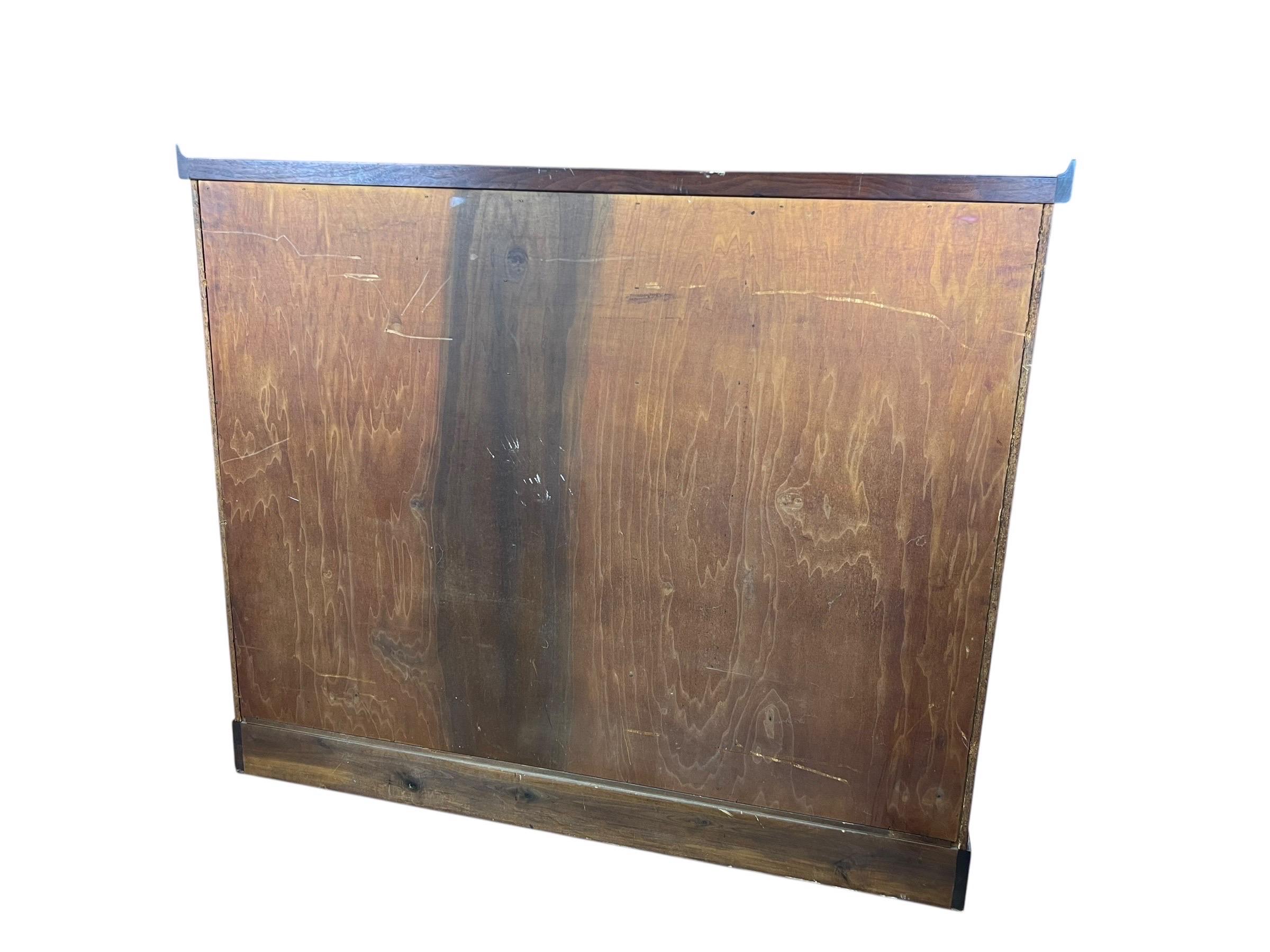 Upright Buffet / Credenza in the Style of Jack Cartwright In Good Condition For Sale In Esperance, NY