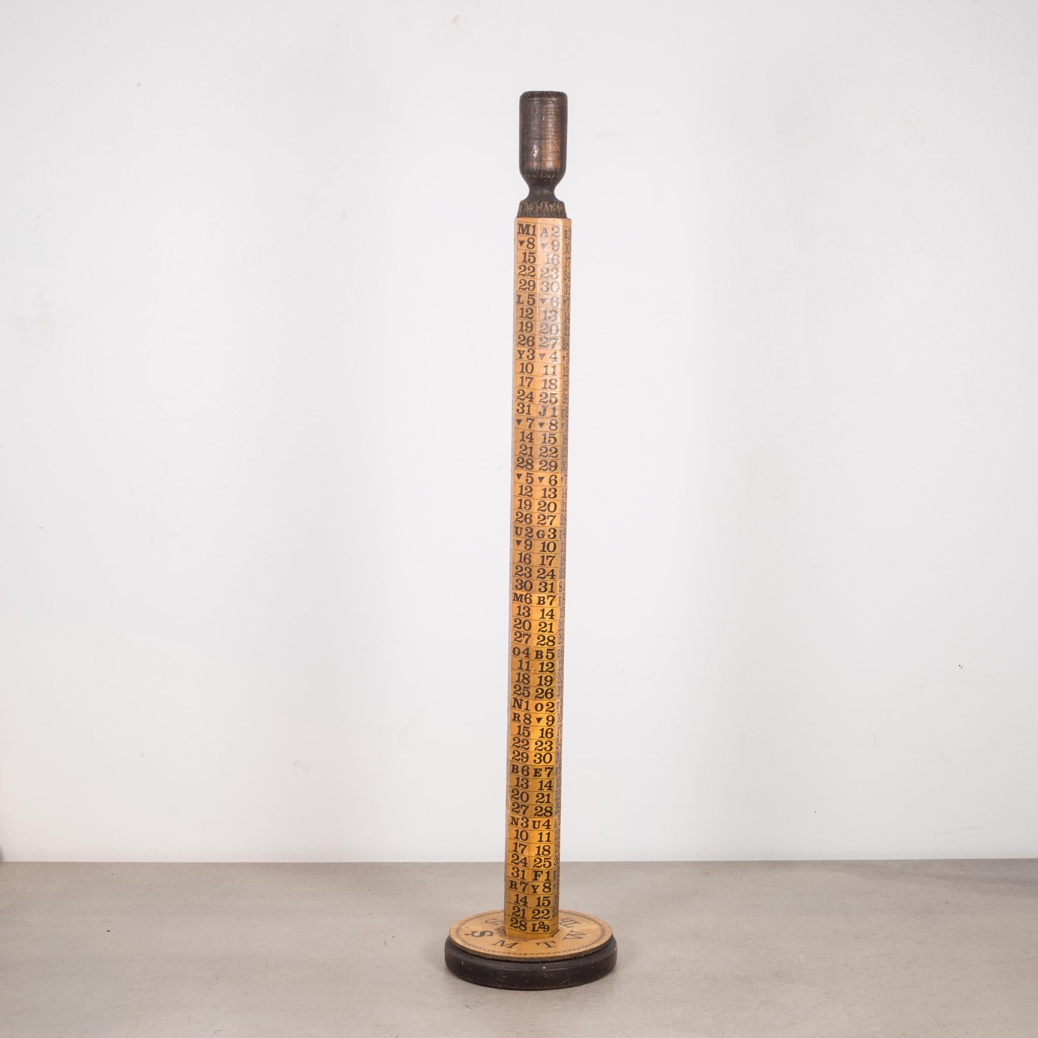 Upright Continuous Calendar by EB Arnett, circa 1969 In Good Condition In San Francisco, CA