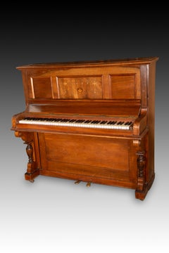 Upright piano. Towards the beginning of the 20th century.