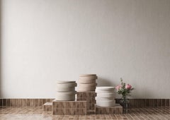 Pouf "Ups" di Hermhaus: design scultoreo in legno di quercia in stile Mid-Century Modern