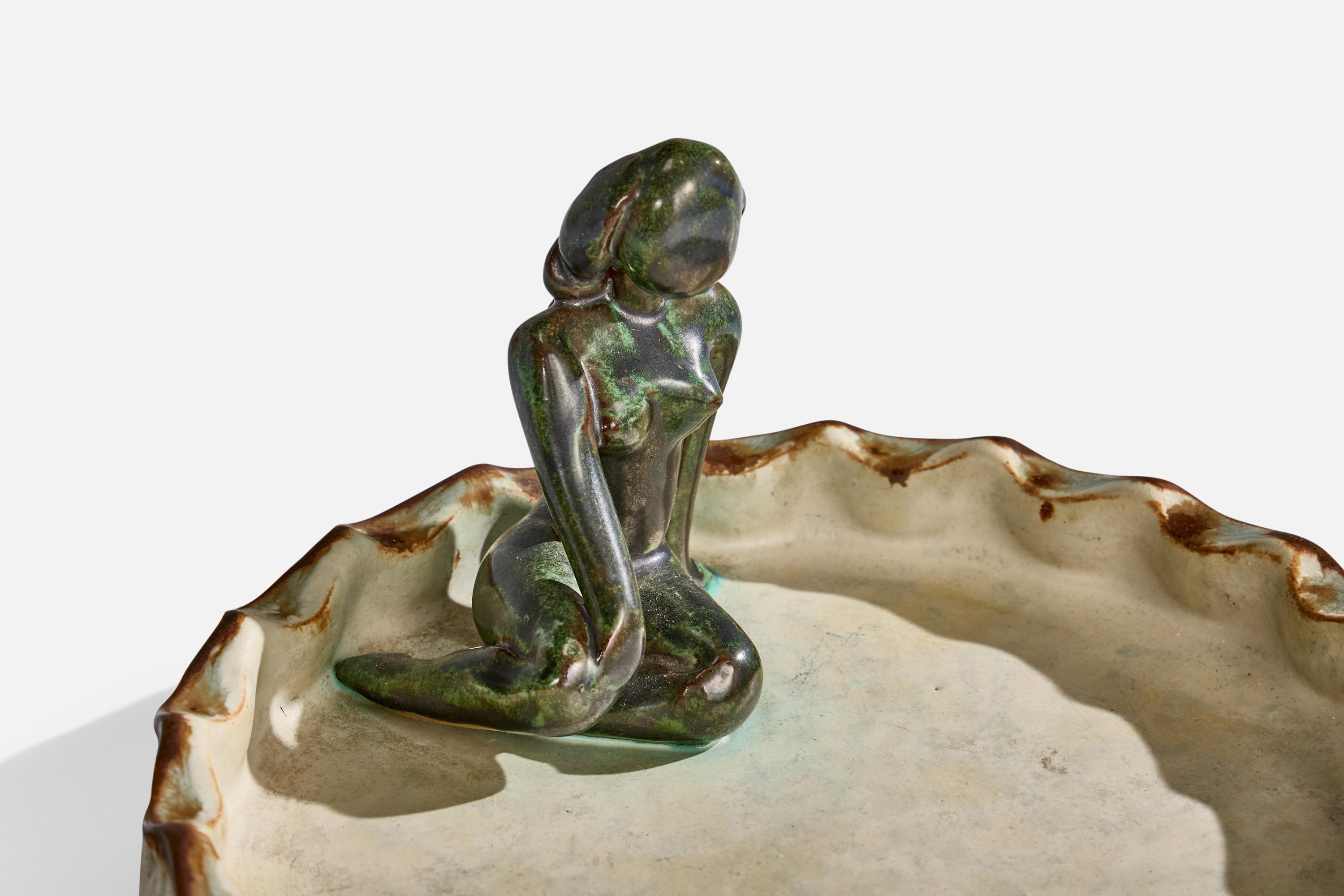 Plat Upsala Ekeby, faïence, Suède, années 1930 en vente 1