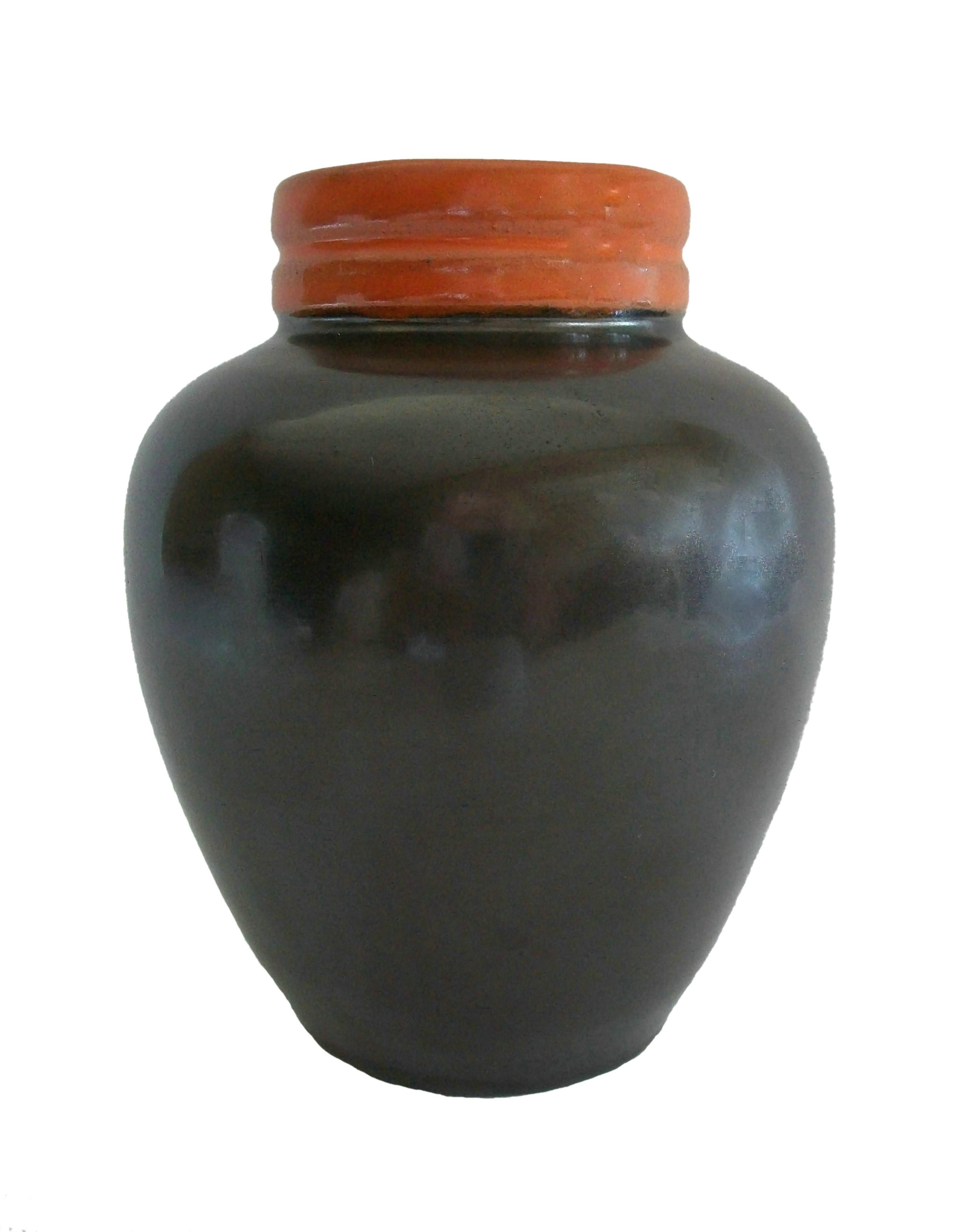 UPSALA EKEBY - Mid Century studio ceramic vase - black satin glaze over the red clay body with rust colored band to the neck - signed 'EKEBY 1504' on the base - Sweden - circa 1950.

Excellent vintage condition - no loss - no damage - no restoration