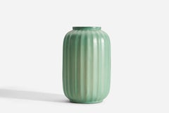Upsala-Ekeby, kannelierte, geriffelte Vase, glasiertes Earhenware, Schweden, 1930er Jahre