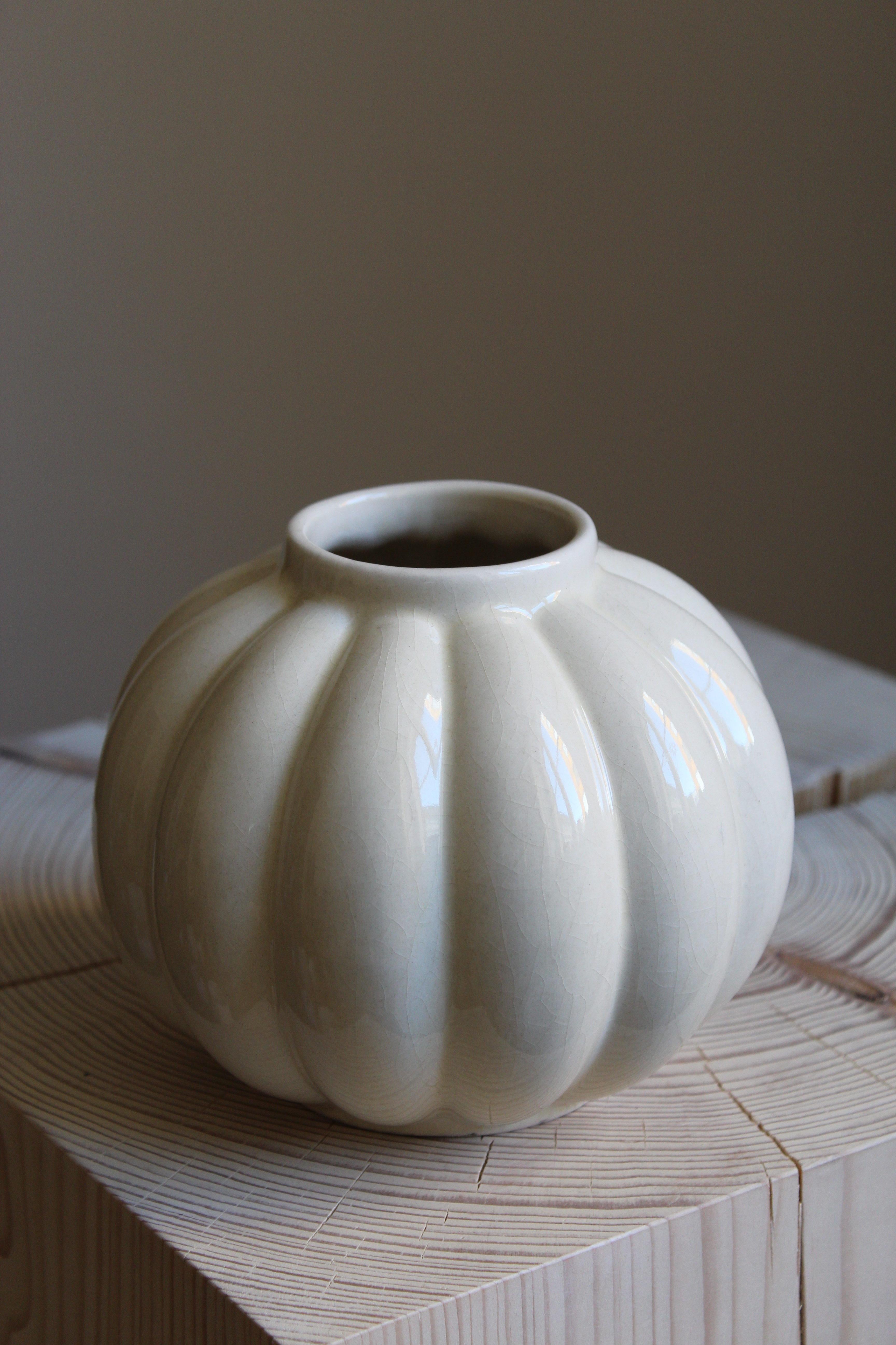 Upsala-Ekeby, Small Vase, Glazed Stoneware, Sweden, 1930s In Good Condition In High Point, NC