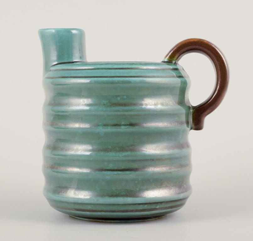 Upsala Ekeby, Schweden. Krug und vier Becher auf einem Tablett aus Steingut. (Art déco) im Angebot