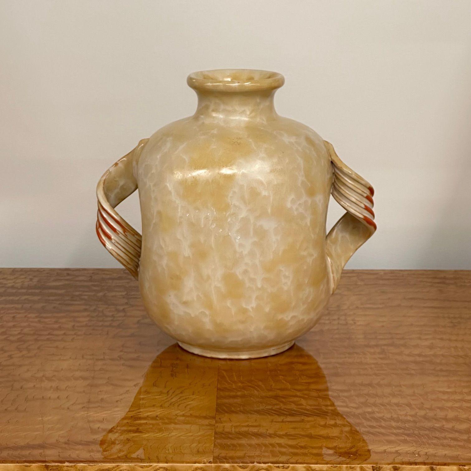 Upsala Ekeby, Swedish Mid-Century Modern, Beige Ceramic Vase, Sweden, 1930s In Good Condition For Sale In Stamford, CT