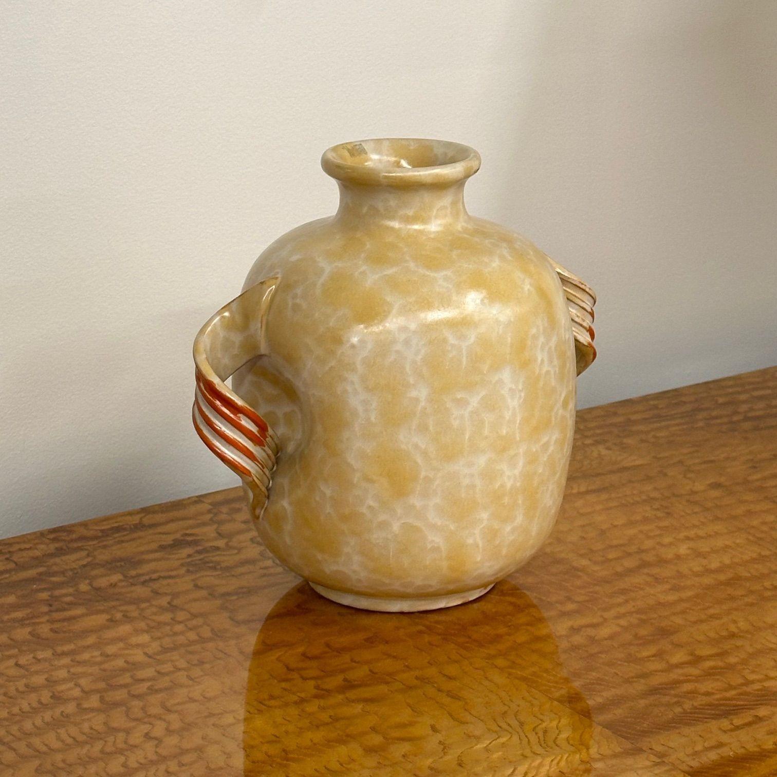 Mid-20th Century Upsala Ekeby, Swedish Mid-Century Modern, Beige Ceramic Vase, Sweden, 1930s For Sale