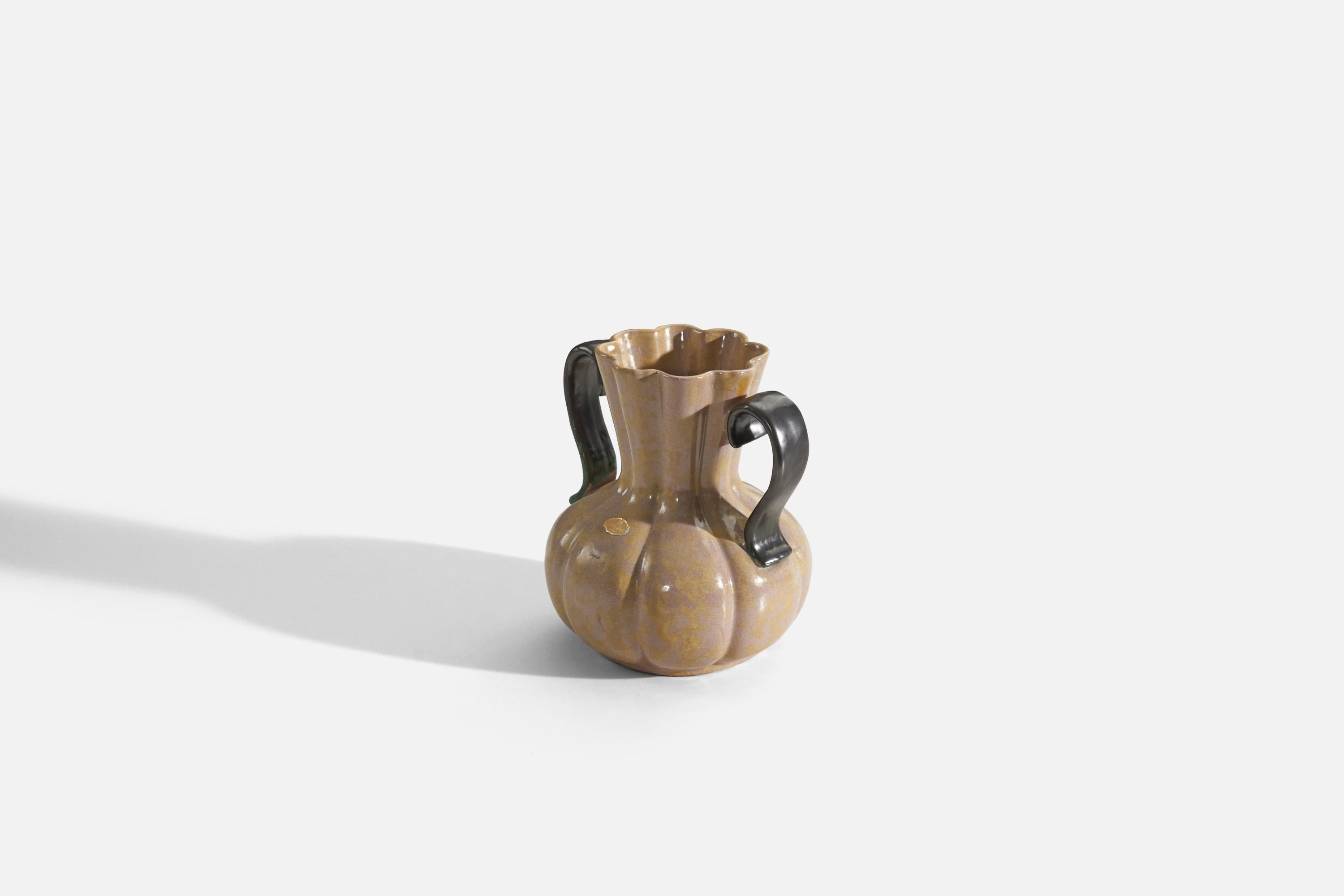 Upsala-Ekeby, Vase, Beige and Green-Glazed Earthenware, Sweden, 1940s In Good Condition For Sale In High Point, NC