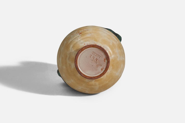 Upsala-Ekeby, Vase, Beige and Green Glazed Earthenware, Sweden, 1940s In Good Condition For Sale In West Palm Beach, FL