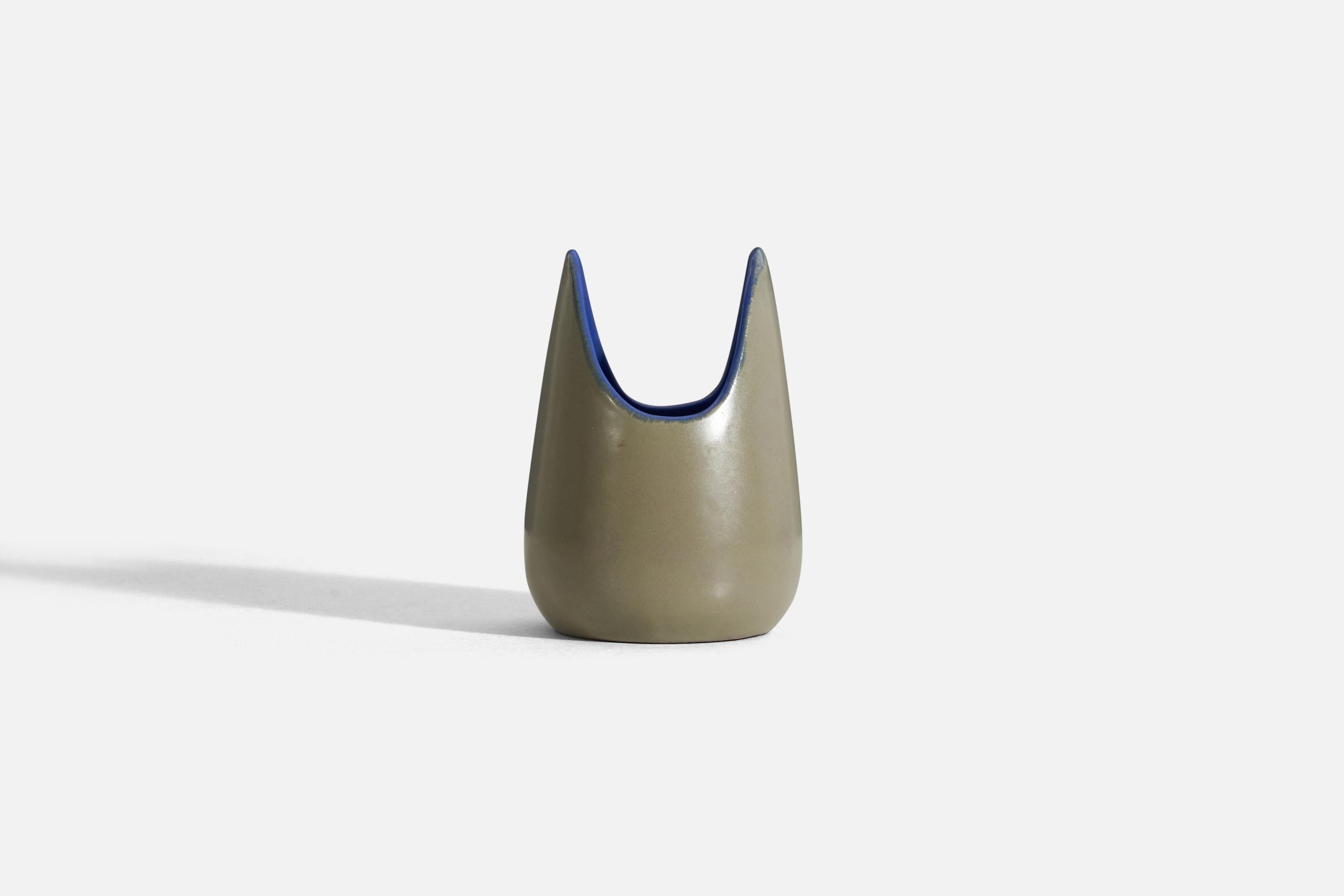 Art déco Vase en faïence bleue et grise émaillée de Upsala-Ekeby, Suède, années 1940 en vente