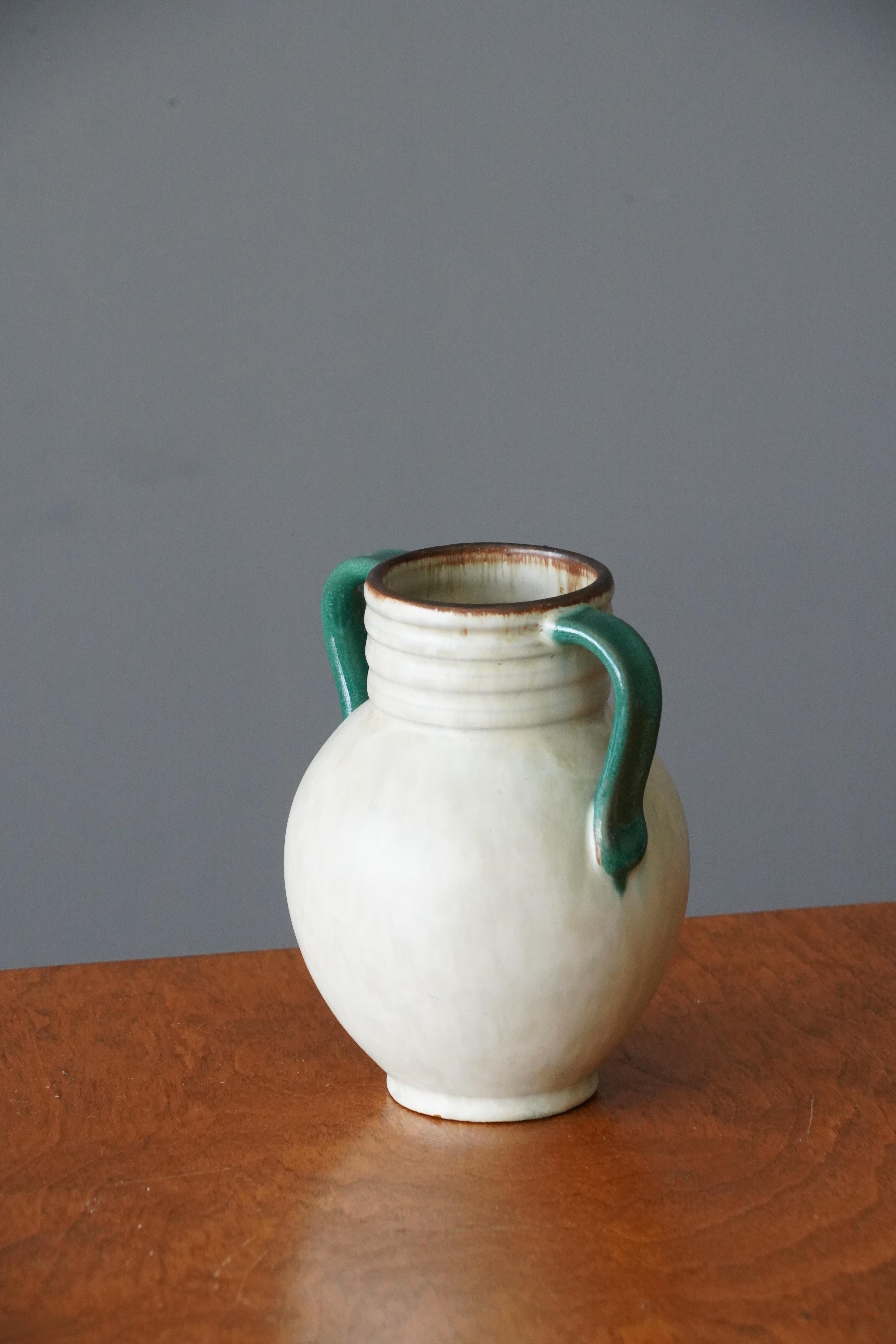 Upsala-Ekeby, Vase, Cream White Green Glazed Incised Earthenware, Sweden, 1940s In Good Condition In High Point, NC