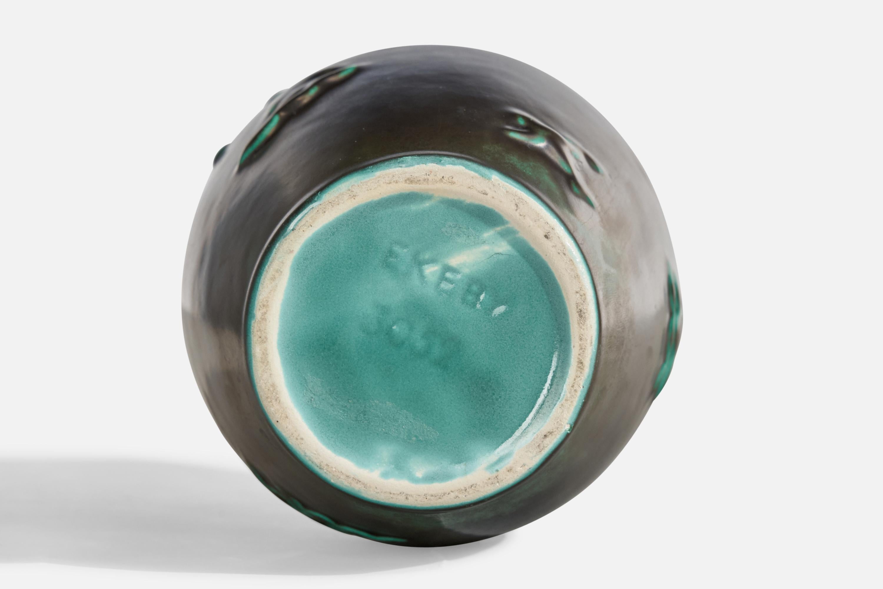 Vase en faïence de Upsala Ekeby, Suède, années 1930 en vente 3