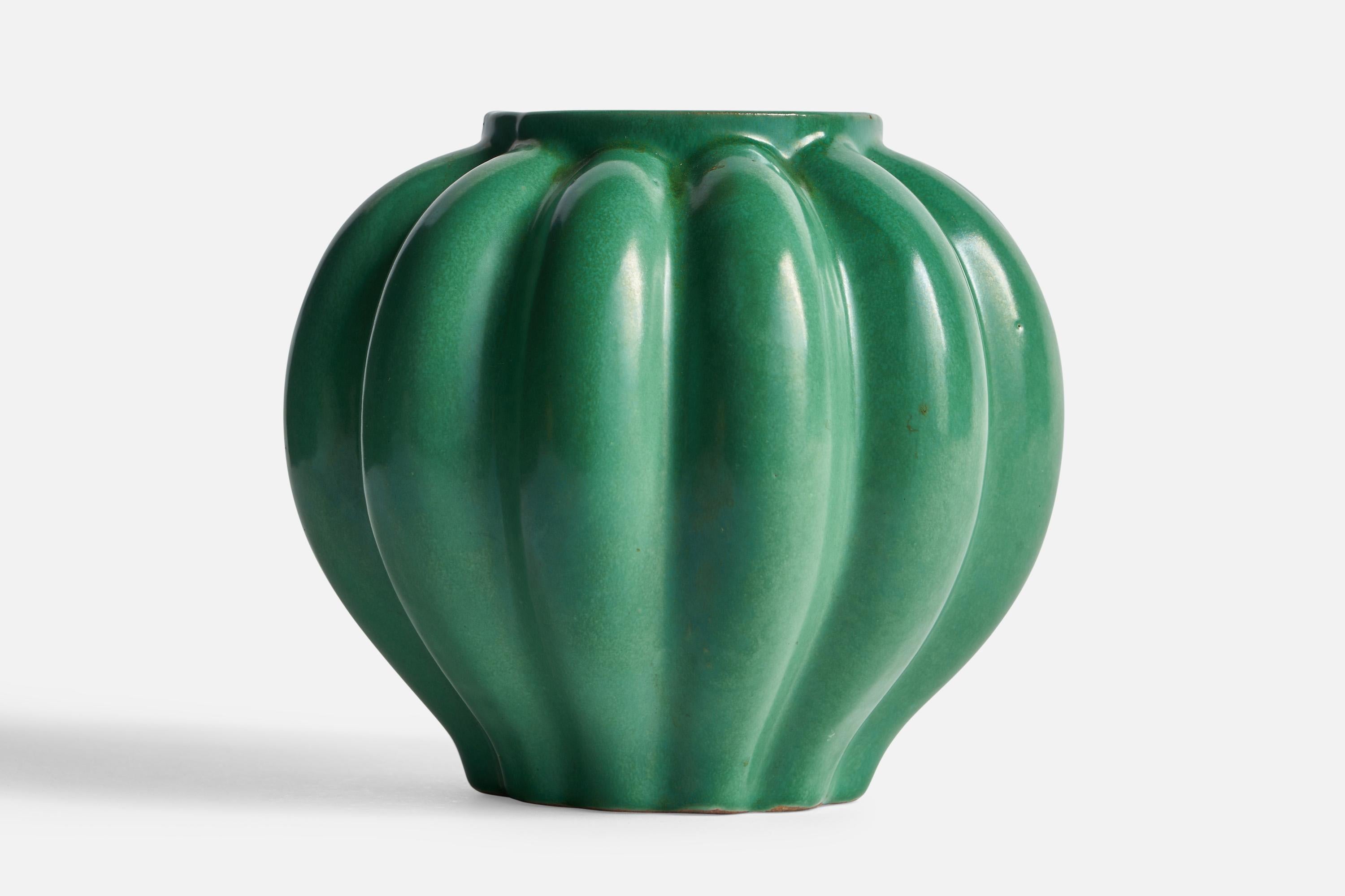Scandinavo moderno Upsala Ekeby, Vaso, Terracotta, Svezia, anni '1930 in vendita