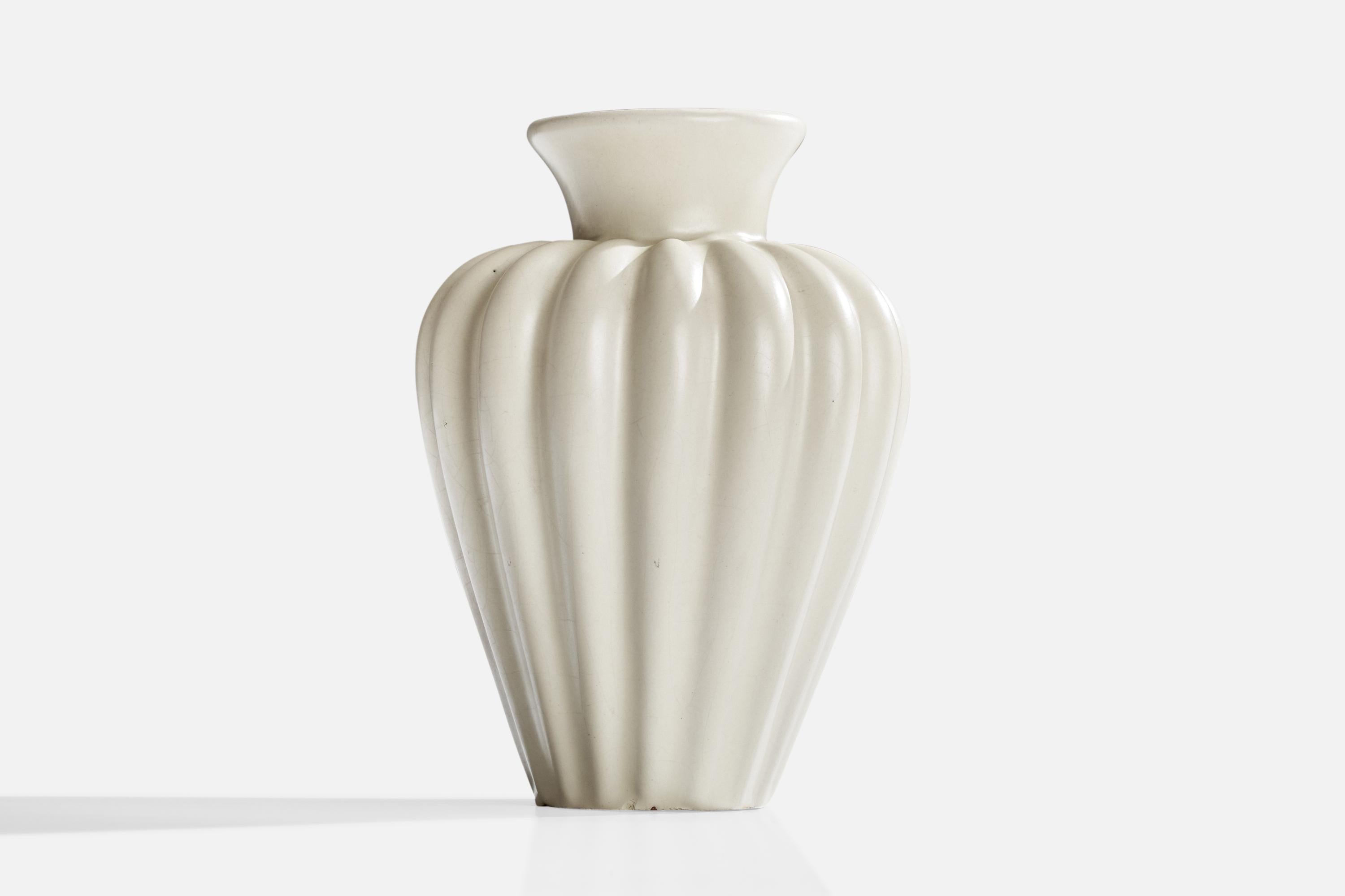 Scandinave moderne Vase en faïence de Upsala Ekeby, Suède, années 1930 en vente