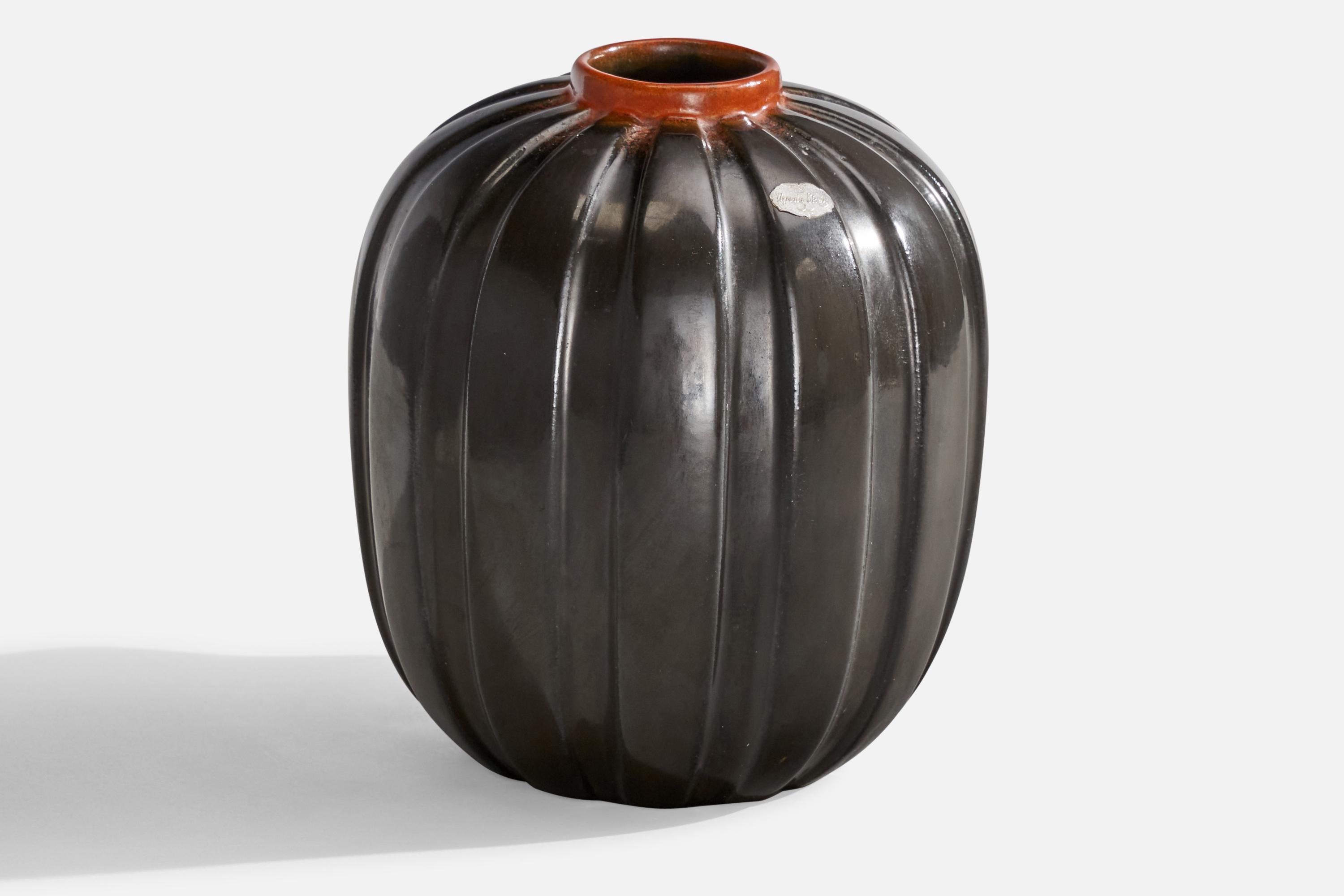 Scandinavo moderno Upsala Ekeby, Vaso, Terracotta, Svezia, anni '1930 in vendita