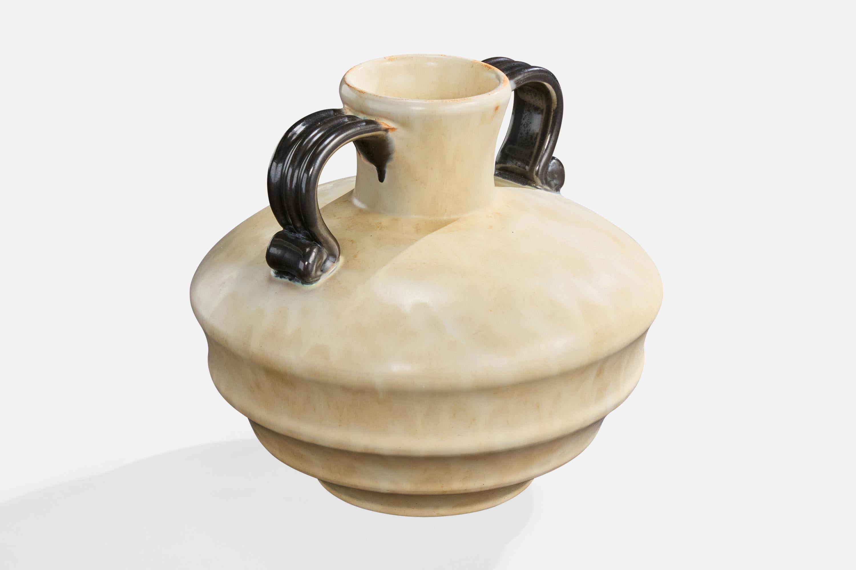 Scandinavo moderno Upsala Ekeby, Vase, Earthenware, Sweden, 1930s in vendita