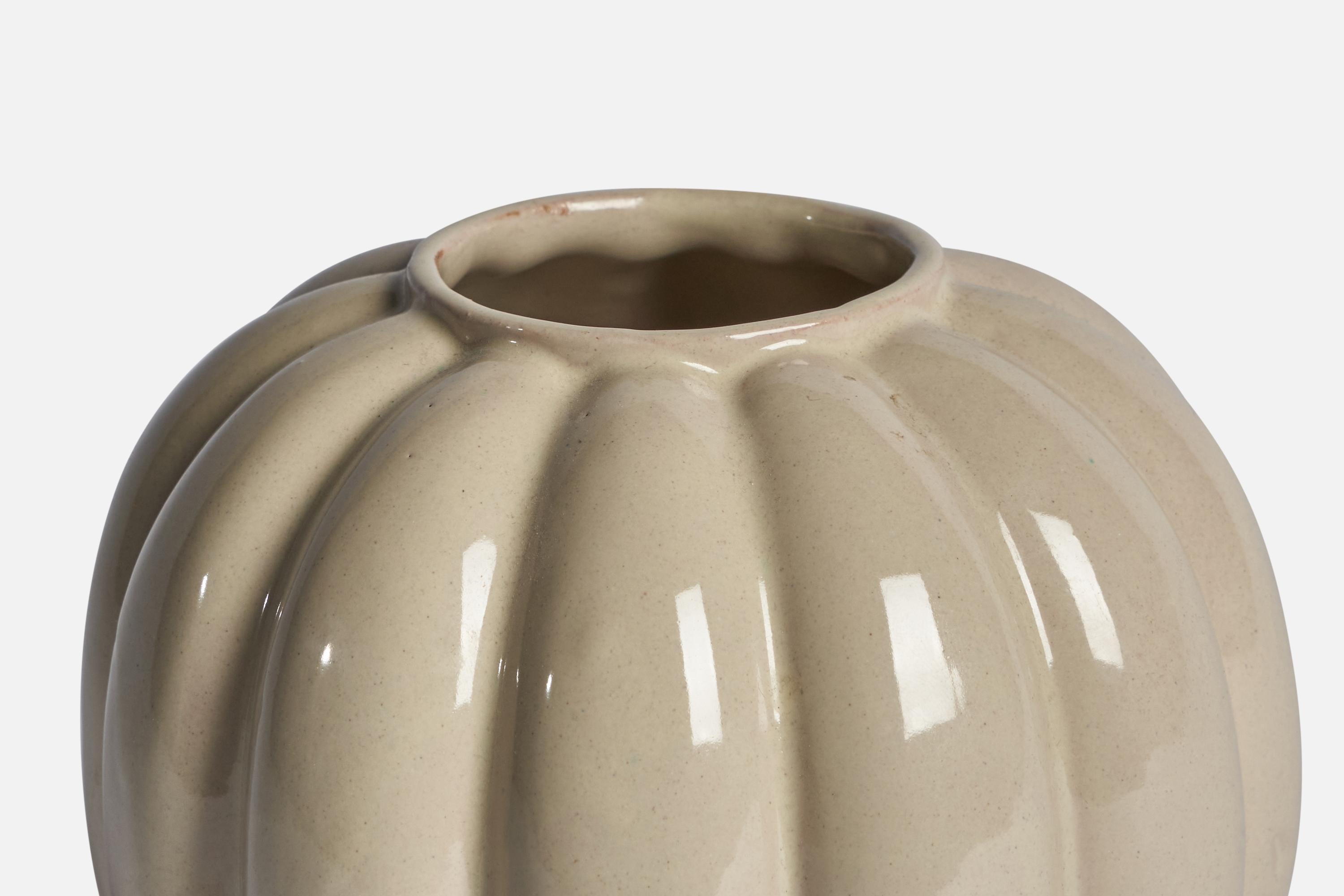 Upsala Ekeby, Vase, Steingut, Schweden, 1930er Jahre (Schwedisch) im Angebot